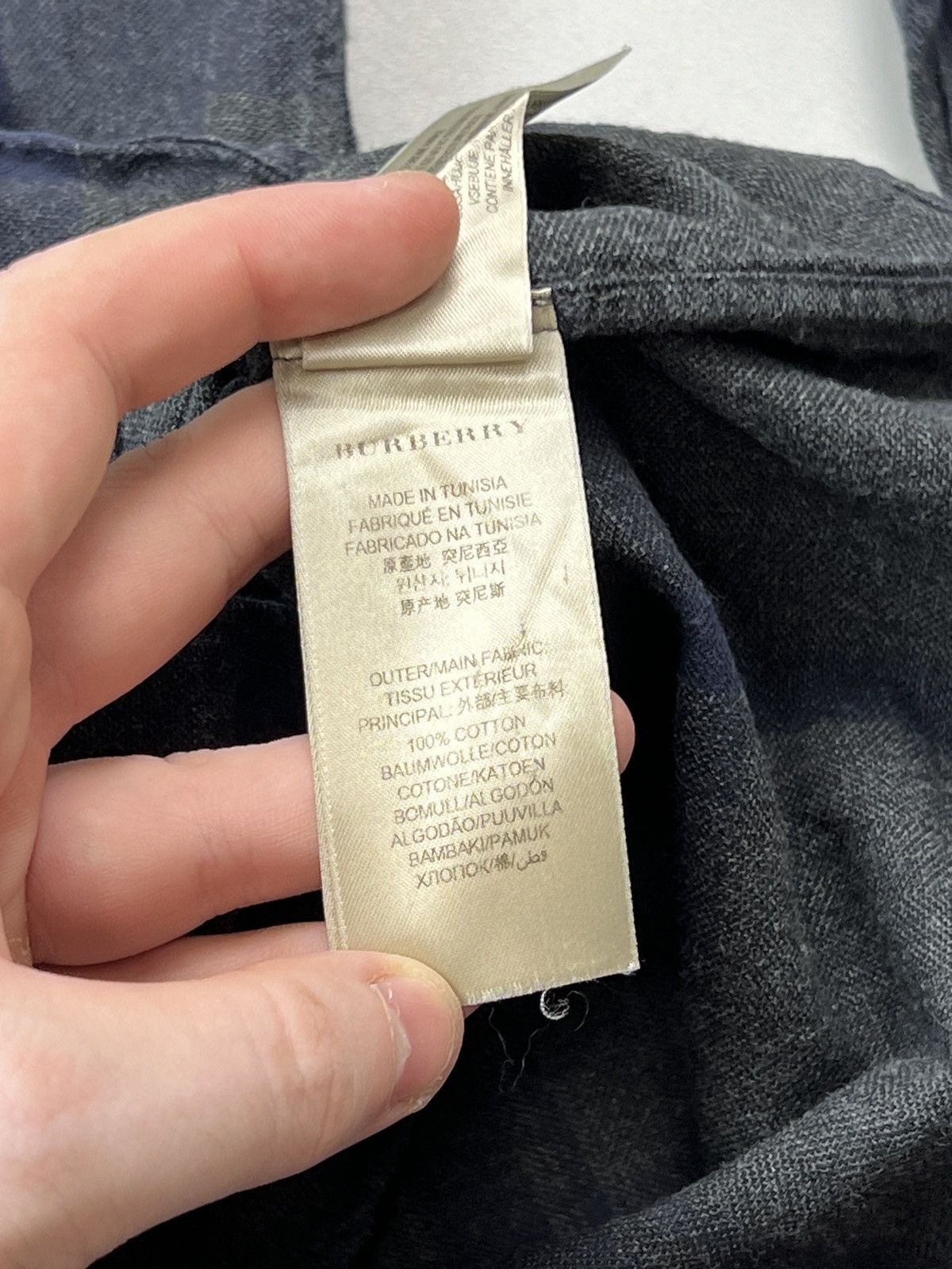 Burberry Burberry London Nova Check Flannel Shirt (Y0479) Size US XS / EU 42 / 0 - 8 Thumbnail