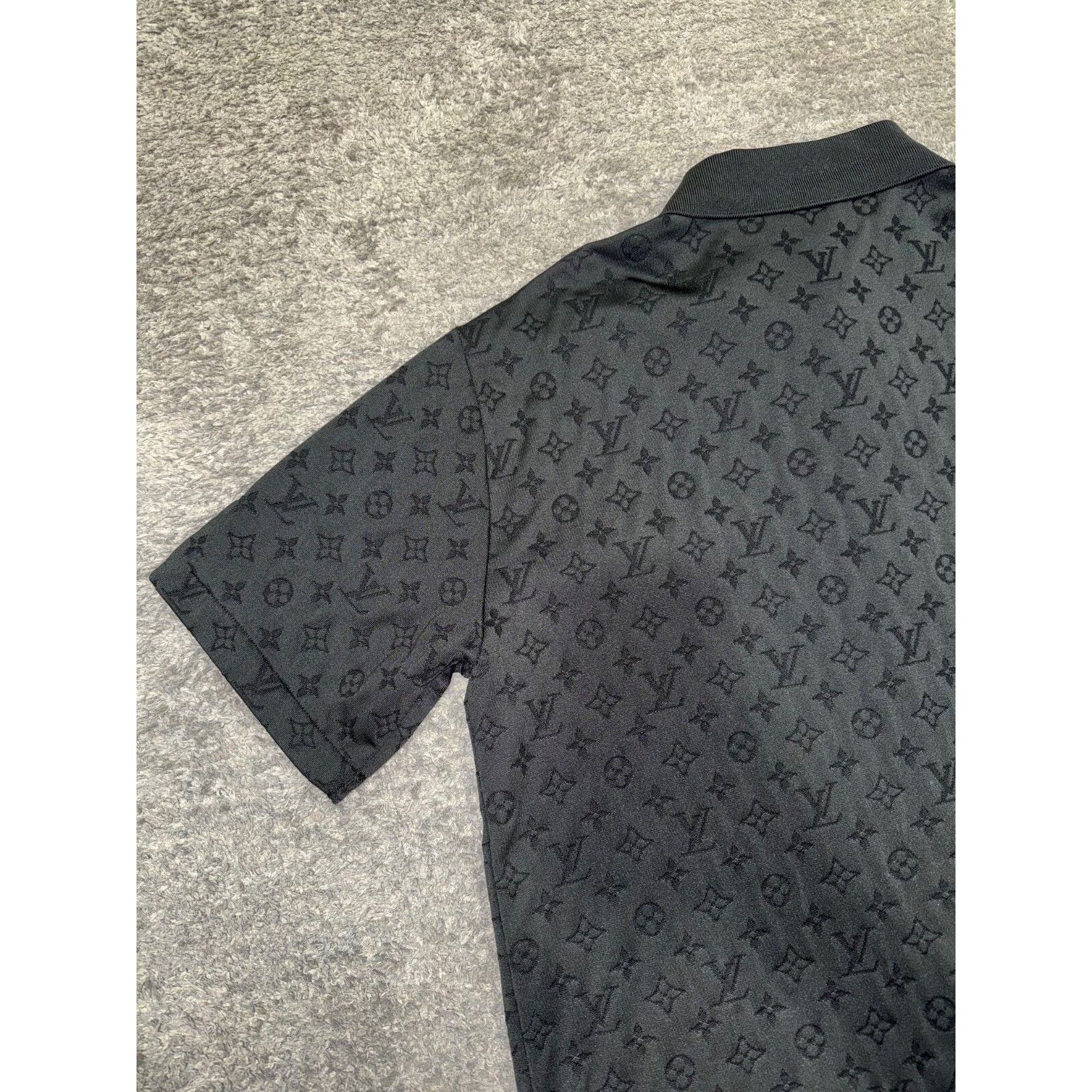 Louis Vuitton Louis Vuitton NBA Monogram Black Logo Buttoned Shirt Short Size US L / EU 52-54 / 3 - 17 Thumbnail