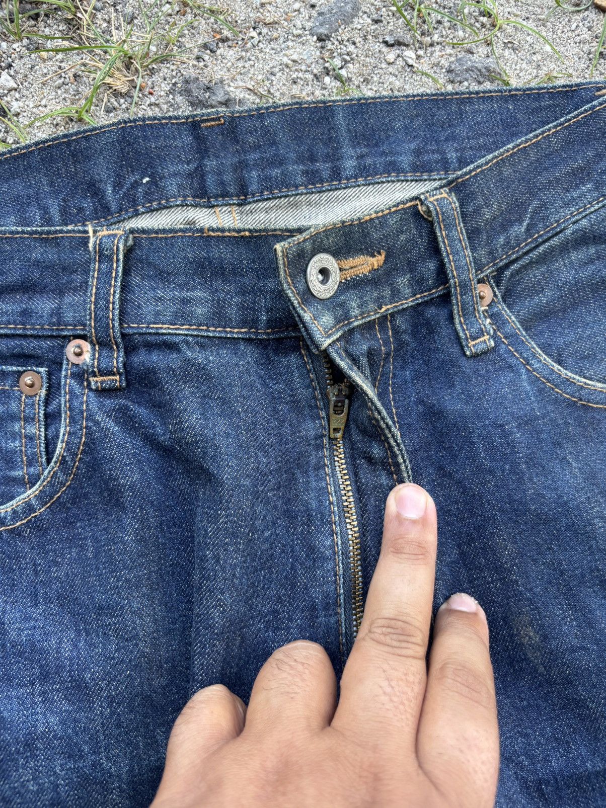 Japanese Brand Vintage Japanese Selvedge Jeans Size US 30 / EU 46 - 5 Thumbnail