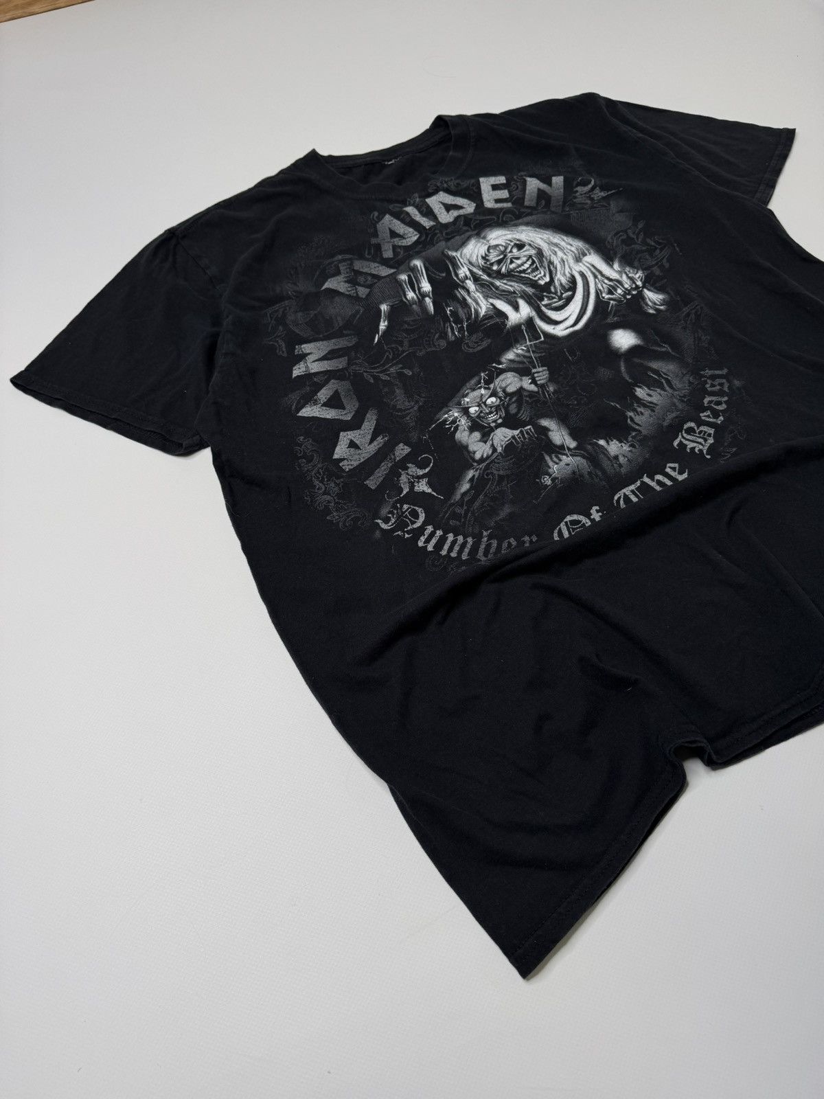 Band Tees Vintage Iron Maiden Number of the beast band tee metal rock Size US L / EU 52-54 / 3 - 3 Thumbnail