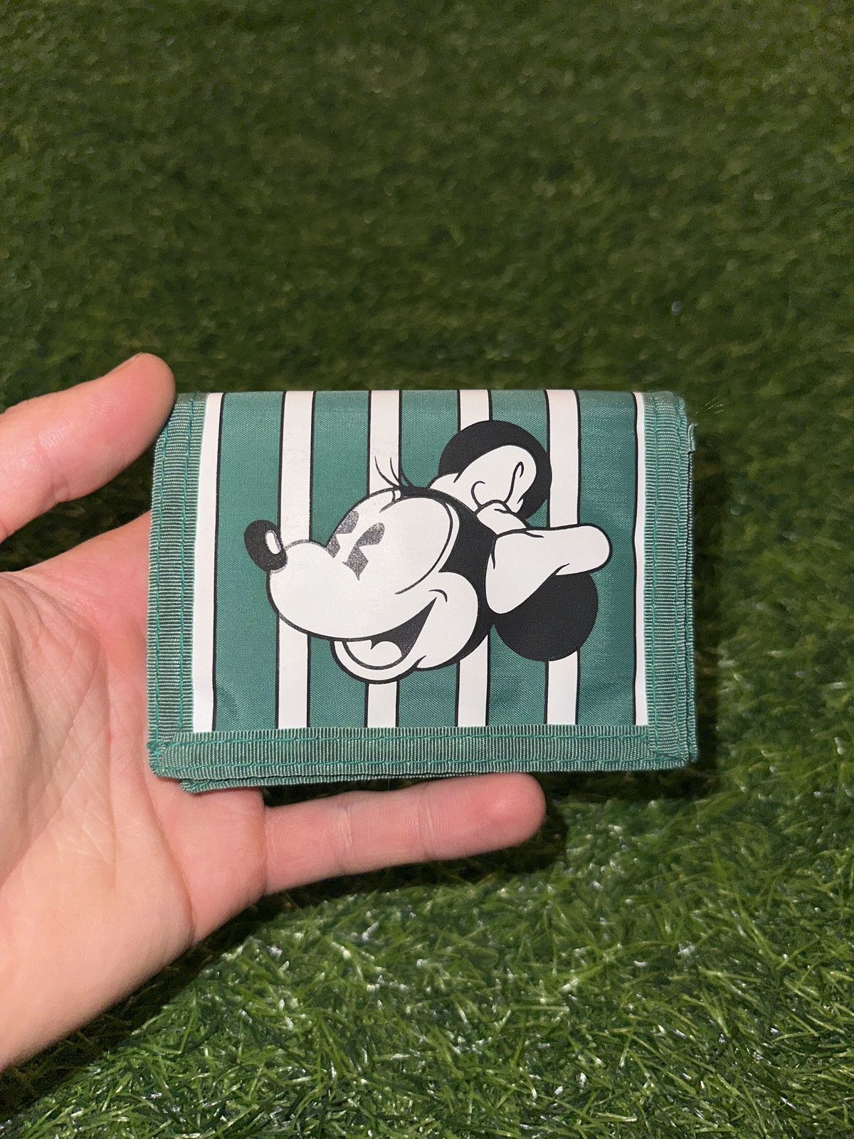 Disney Vintage disney minnie mouse wallet Size ONE SIZE - 1 Thumbnail