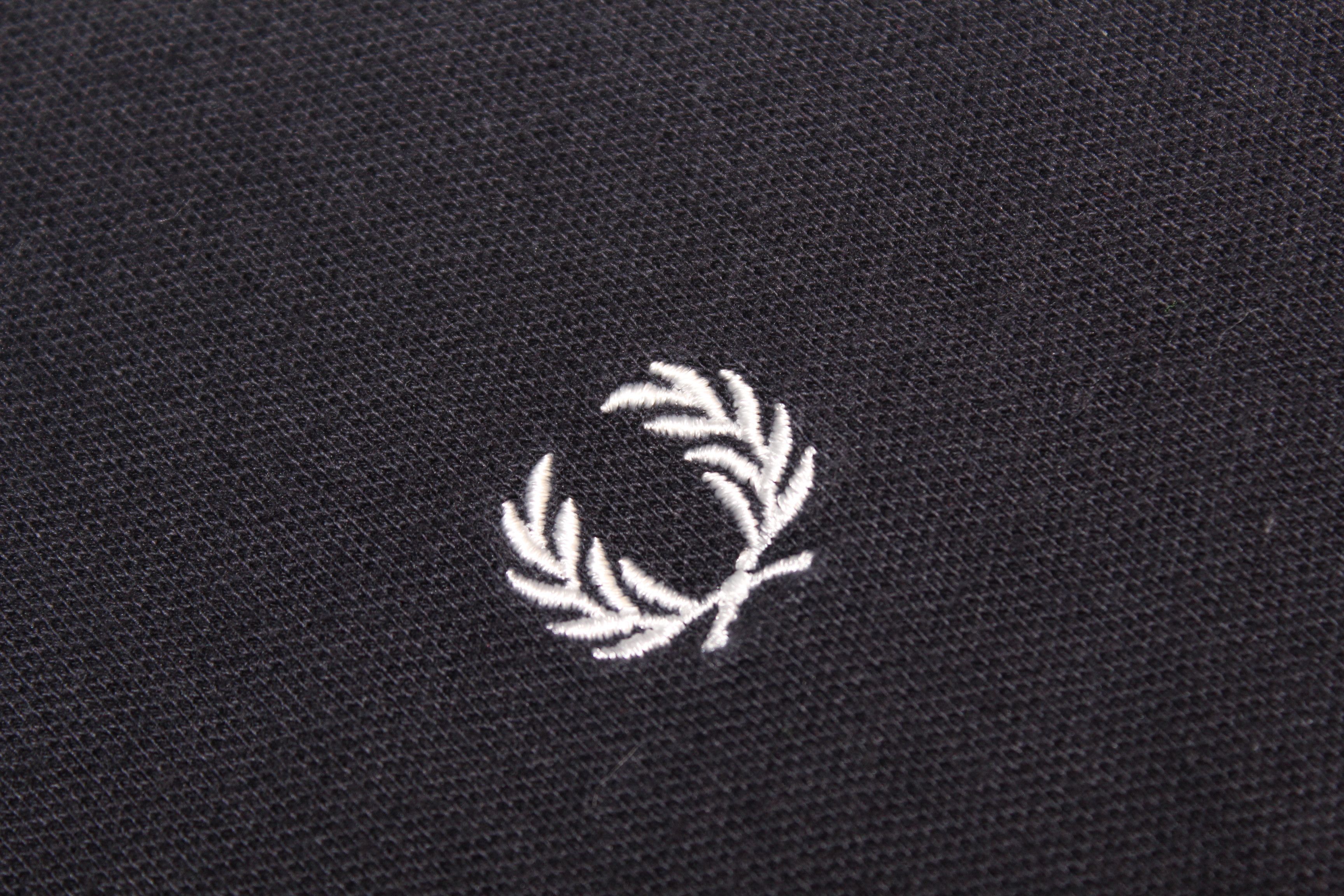 Fred Perry Women's FRED PERRY Short Sleeve Blue Polo Shirt Size L / US 10 / IT 46 - 6 Thumbnail