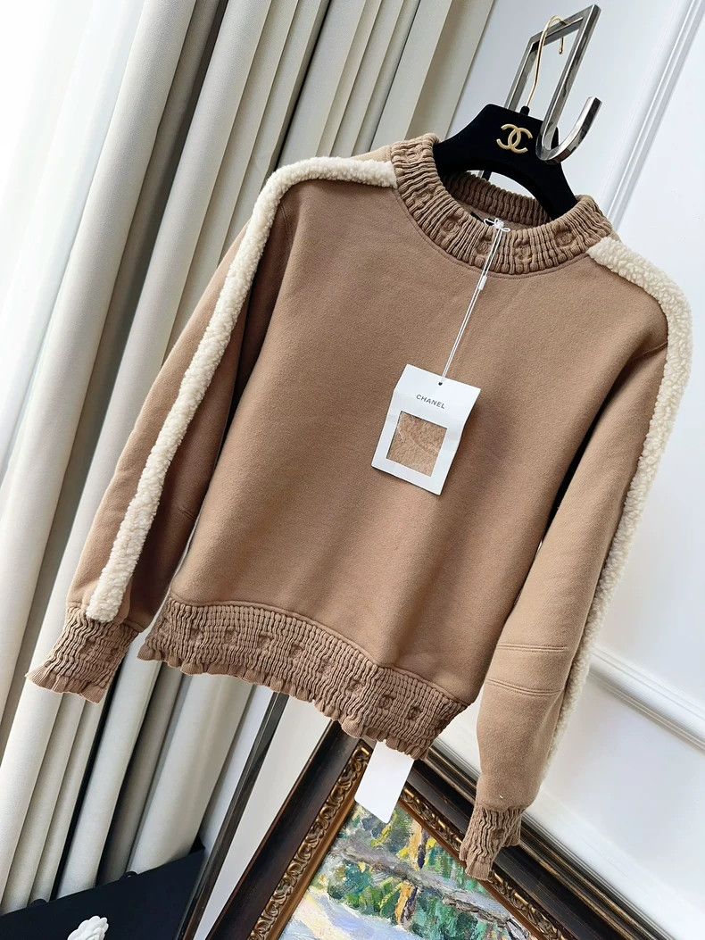 Chanel Chanel 24K khaki back white letter elastic waist round col Size XXS / US 00 / IT 34 - 1 Thumbnail