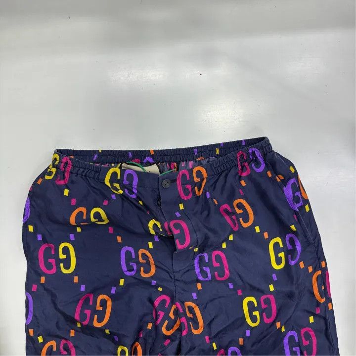 Gucci Gucci Gucci FW23 Logo Print Casual Shorts -2506 Size US 44 / EU 60 - 6 Thumbnail