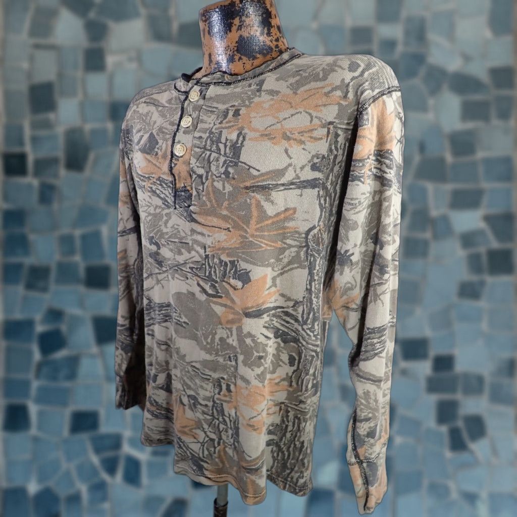 AMO VINTAGE Camo Shirt Mens L Realtree Camouflage Henley Thermal Base Layer Outdoor Duofold Long Sleeve Knit Cotton 100% Cotton USA Made Mens Hunting Size US L / EU 52-54 / 3 - 1 Thumbnail