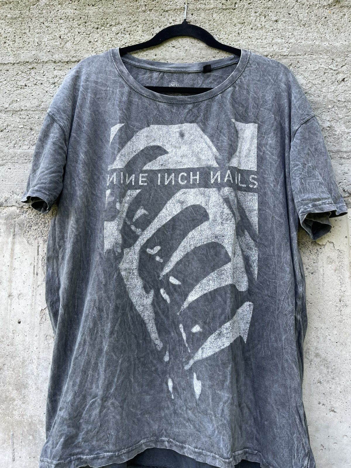 Band Tees Nine Inch Nails Grey tie dye t-shirt Size US XXL / EU 58 / 5 - 4 Thumbnail