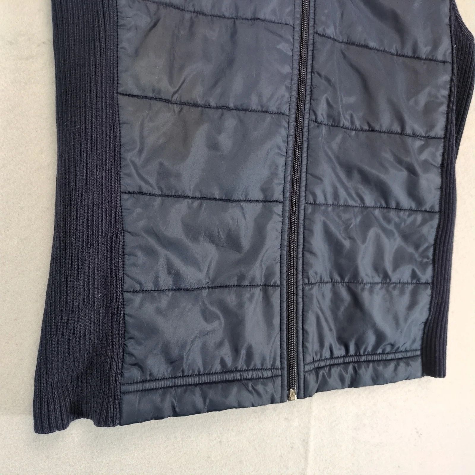 Tommy Hilfiger Vtg Tommy Hilfiger Puffer Vest Womens M Navy Full Zip Logo Size M / US 6-8 / IT 42-44 - 9 Thumbnail