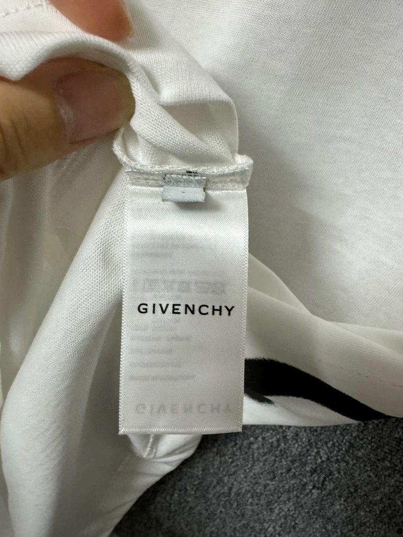 Givenchy Givenchy Classic Logo Letter Embroidery Casual White Short Size US L / EU 52-54 / 3 - 5 Thumbnail