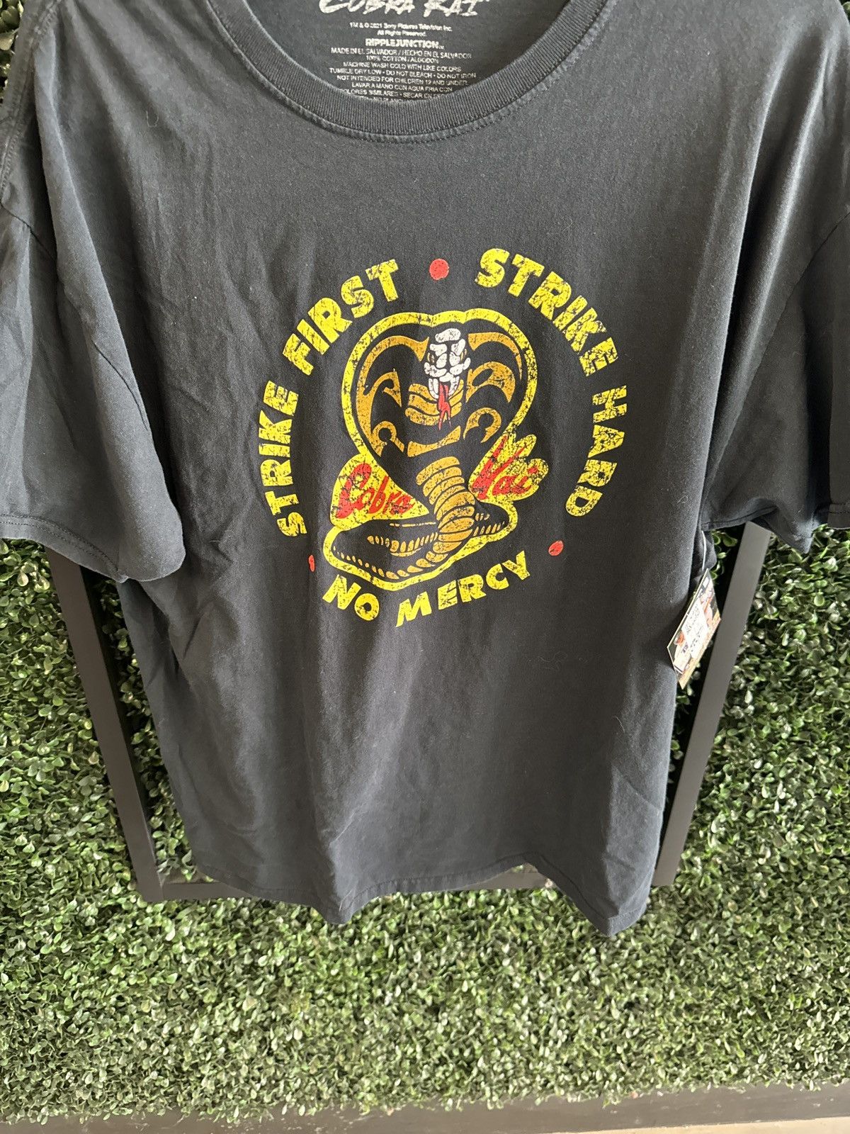 Other Rare Cobra Kai Tee Size US XL / EU 56 / 4 - 2 Thumbnail