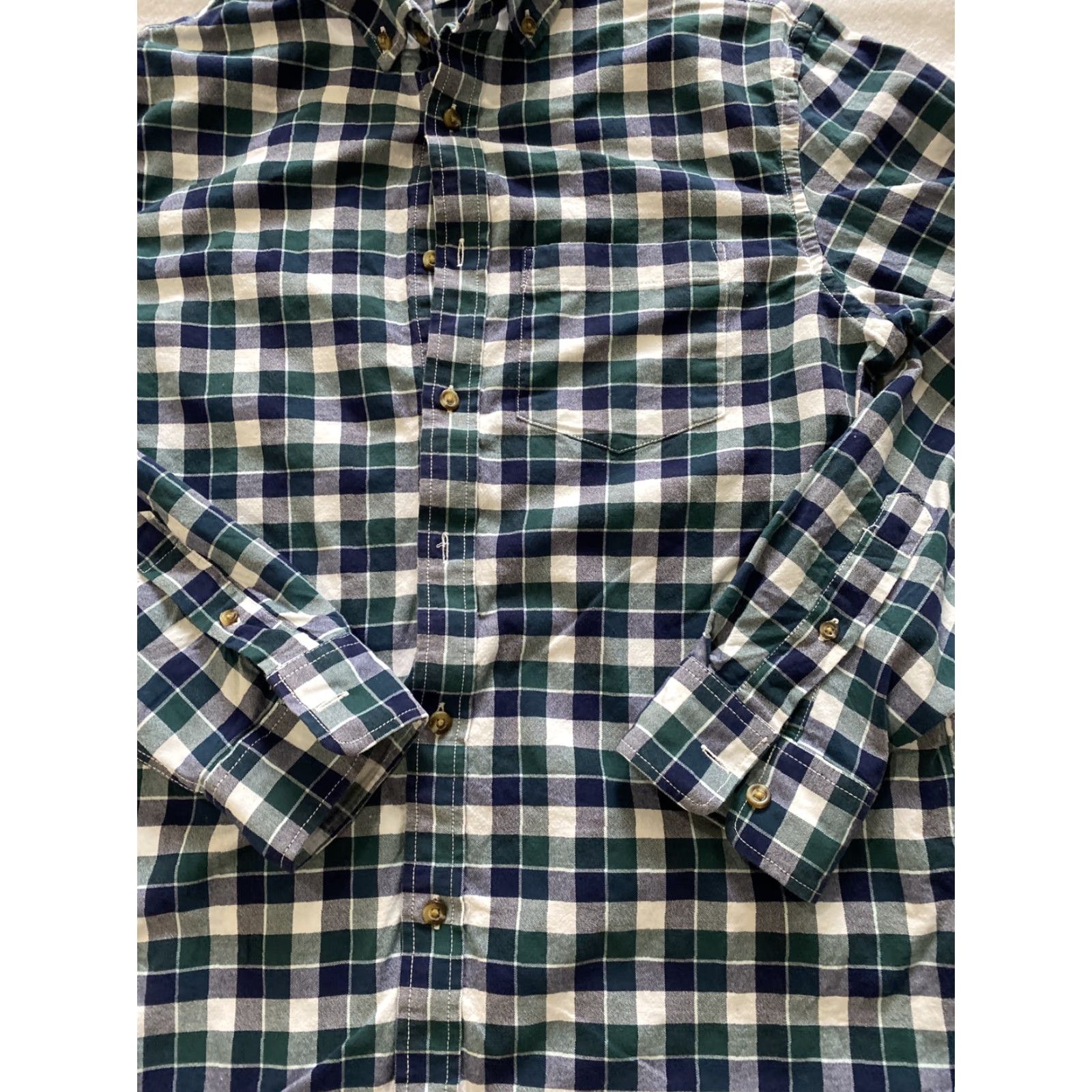 Old Navy Old Navy The Classic Shirt Button-Up Mens Size M Green Plaid Regular Fit Long Sleeve Button-Down Collar Shirt Size US M / EU 48-50 / 2 - 2 Thumbnail