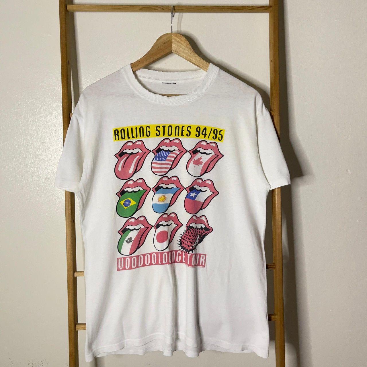 Band Tees Vtg Brockum Rolling Stone 90s Voodoo Lounge Tour Tshirt Size US L / EU 52-54 / 3 - 1 Thumbnail
