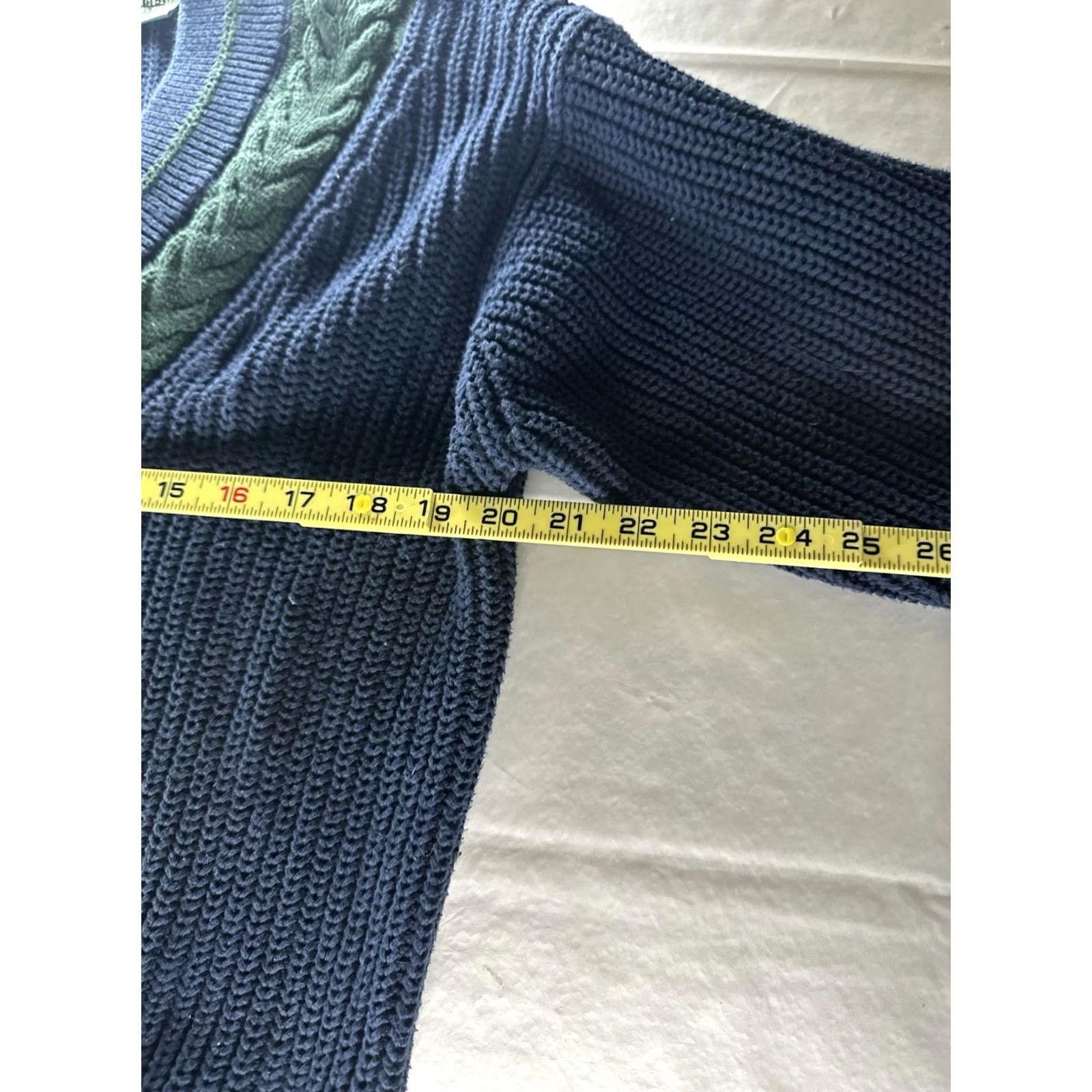 Vintage VTG Hunt Club Navy V-Neck Cable Knit Sweater Mens Medium 90s Pullover Knitting Crew Neck Knits Sweatner Winter Casual Mens Size US M / EU 48-50 / 2 - 7 Thumbnail