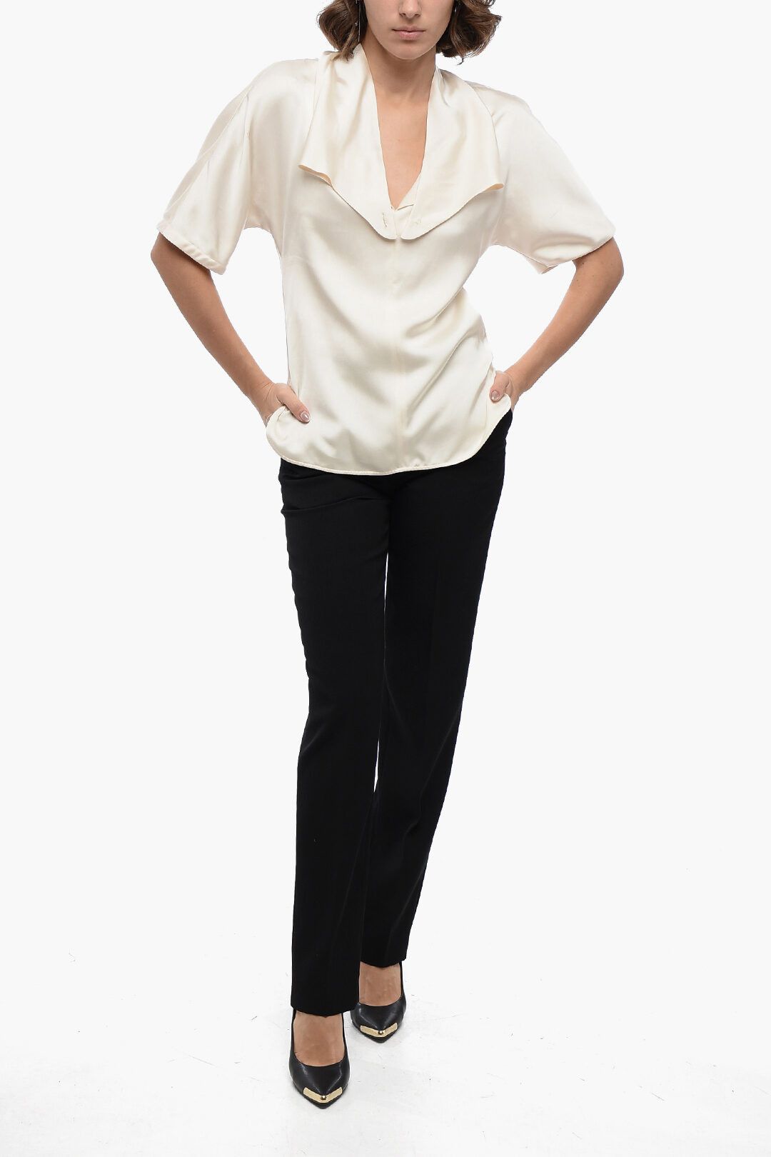 og1mm1225 Short-sleeved Satin Blouse in White