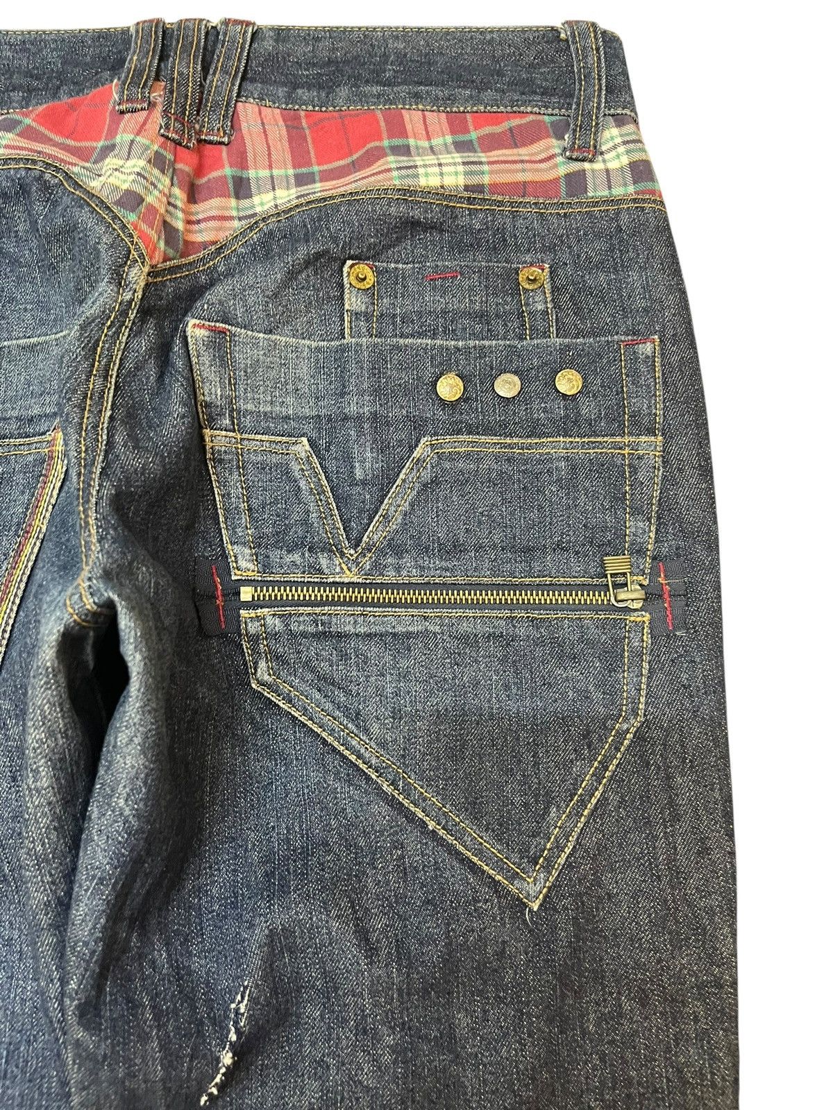Japanese Brand Vintage Oilcake Unique Design Back Pocket Denim Size US 33 - 11 Thumbnail