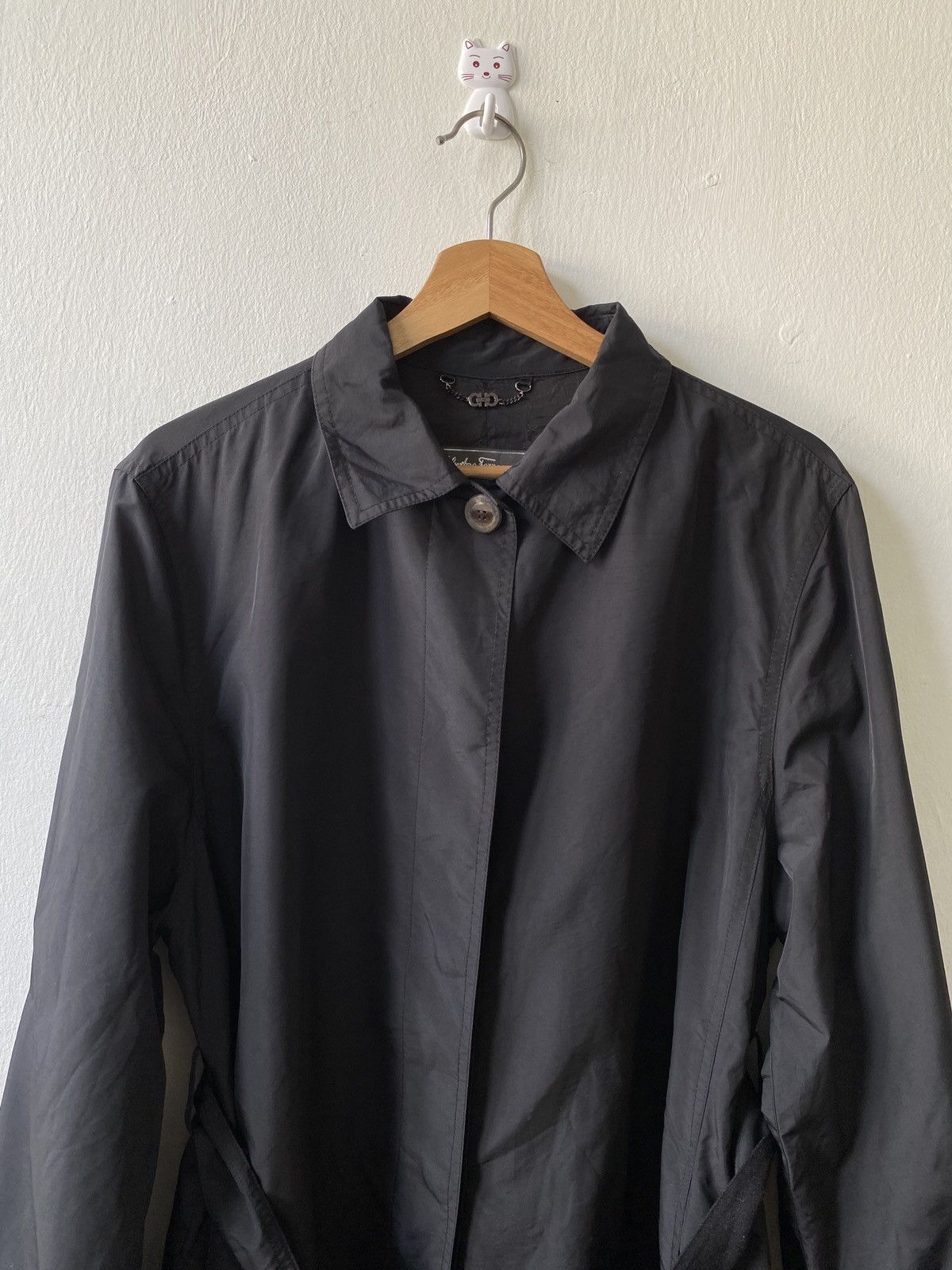Salvatore Ferragamo × Vintage Vintage Salvatore Ferragamo Nylon Long Jacket Size US M / EU 48-50 / 2 - 3 Thumbnail