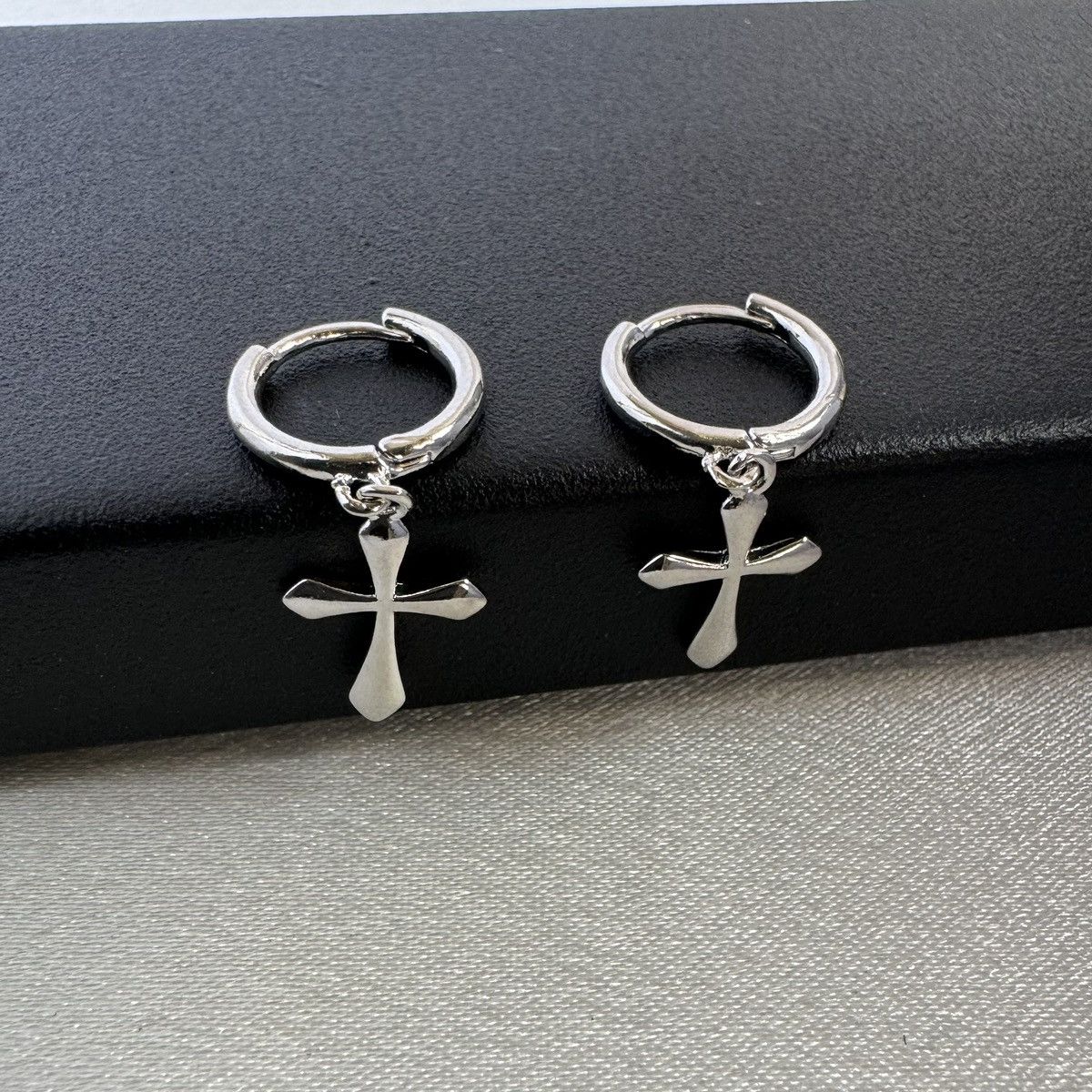 Other Cross Dangle Drop Earrings for Men Women Size ONE SIZE - 3 Thumbnail