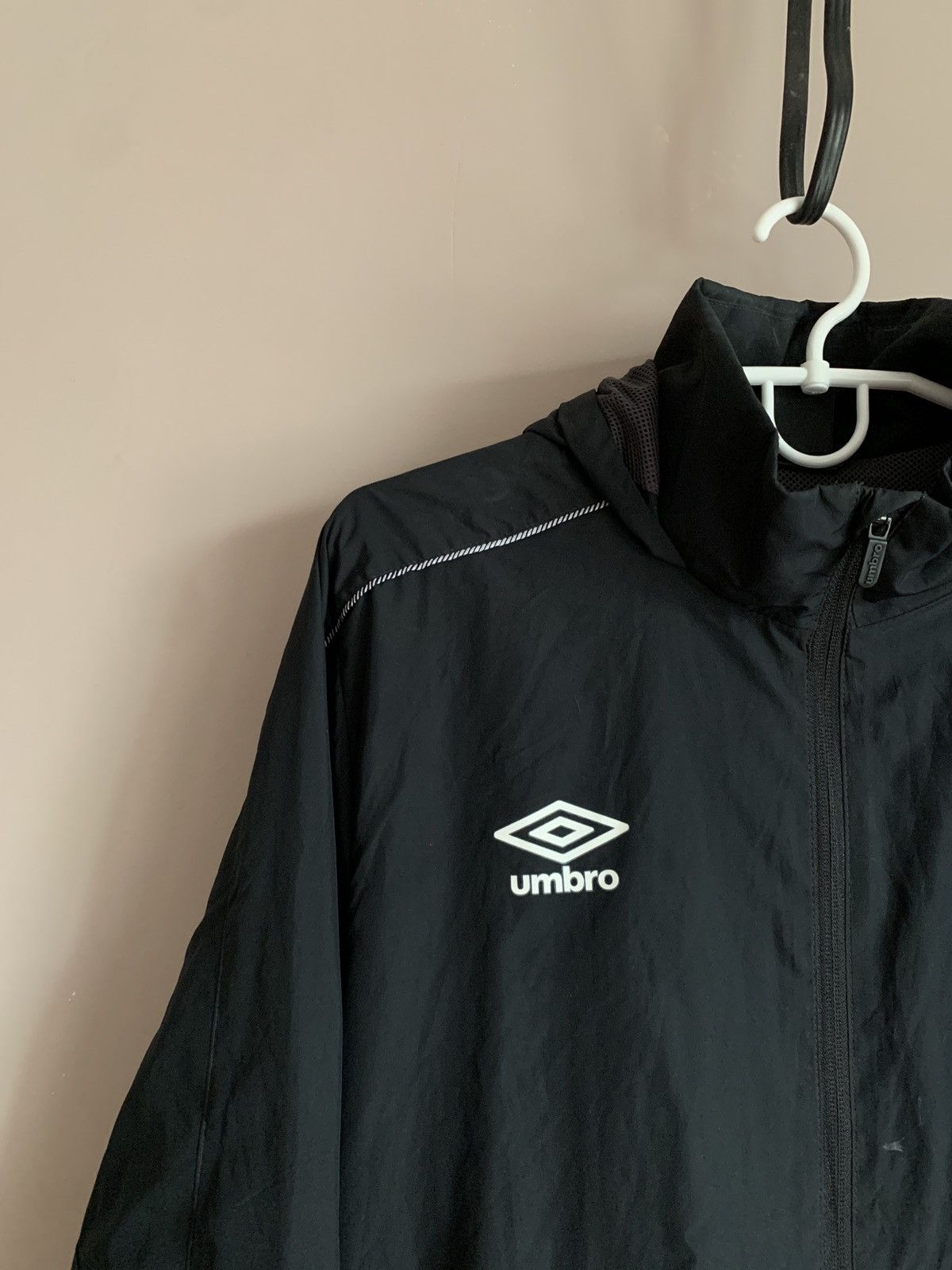Umbro Everton FC black Umbro jacket soccer football Size US M / EU 48-50 / 2 - 2 Thumbnail