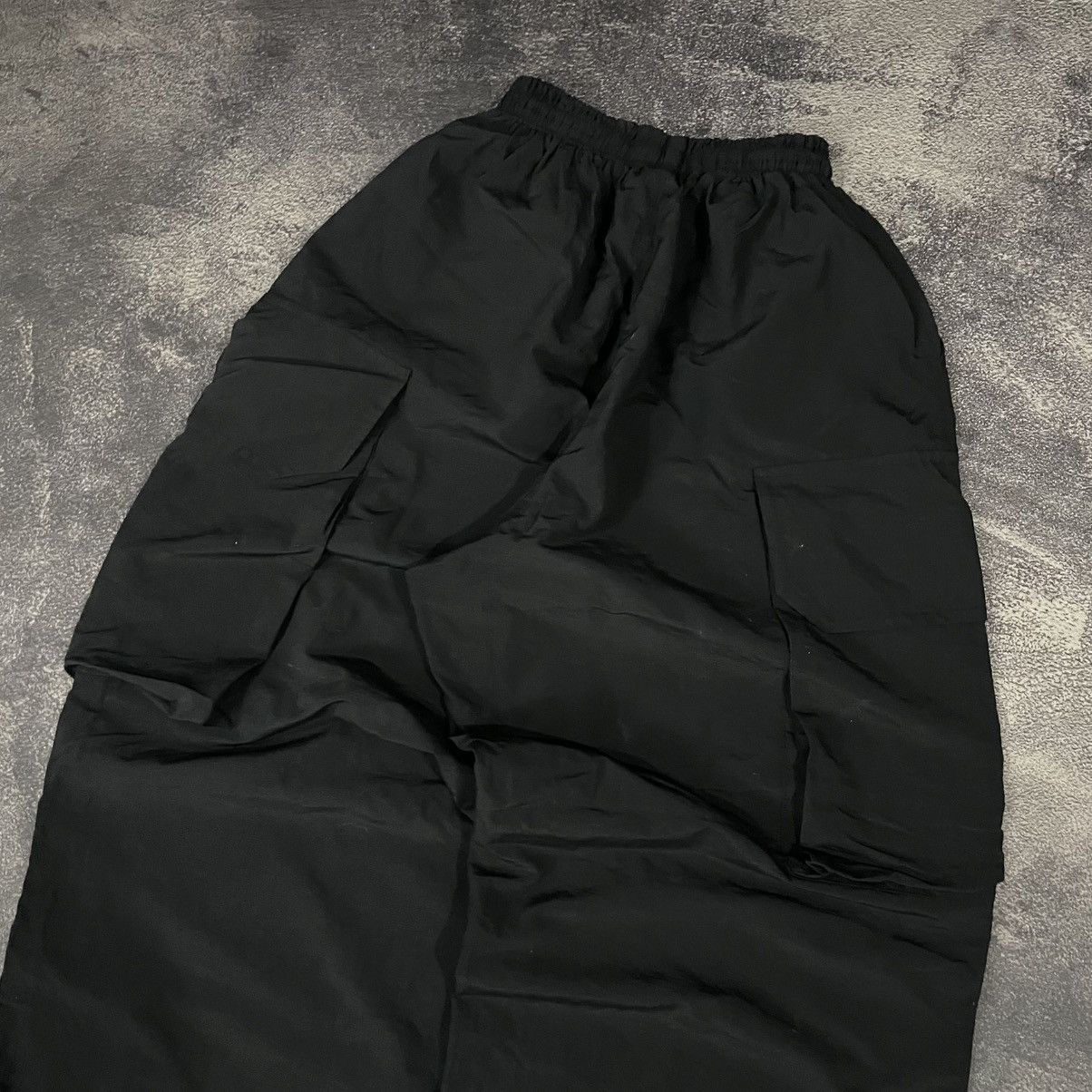 Japanese Brand × Yohji Yamamoto 1:24 nylon cargo balloon pants Size US 38 / EU 54 - 3 Thumbnail