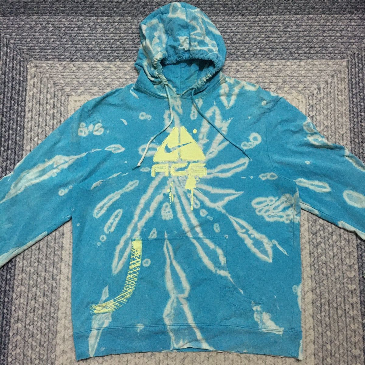 Nike ACG Distressed Y2K Nike ACG Cetre Logo Custom Tye Dye Hoodies Size US XL / EU 56 / 4 - 5 Thumbnail