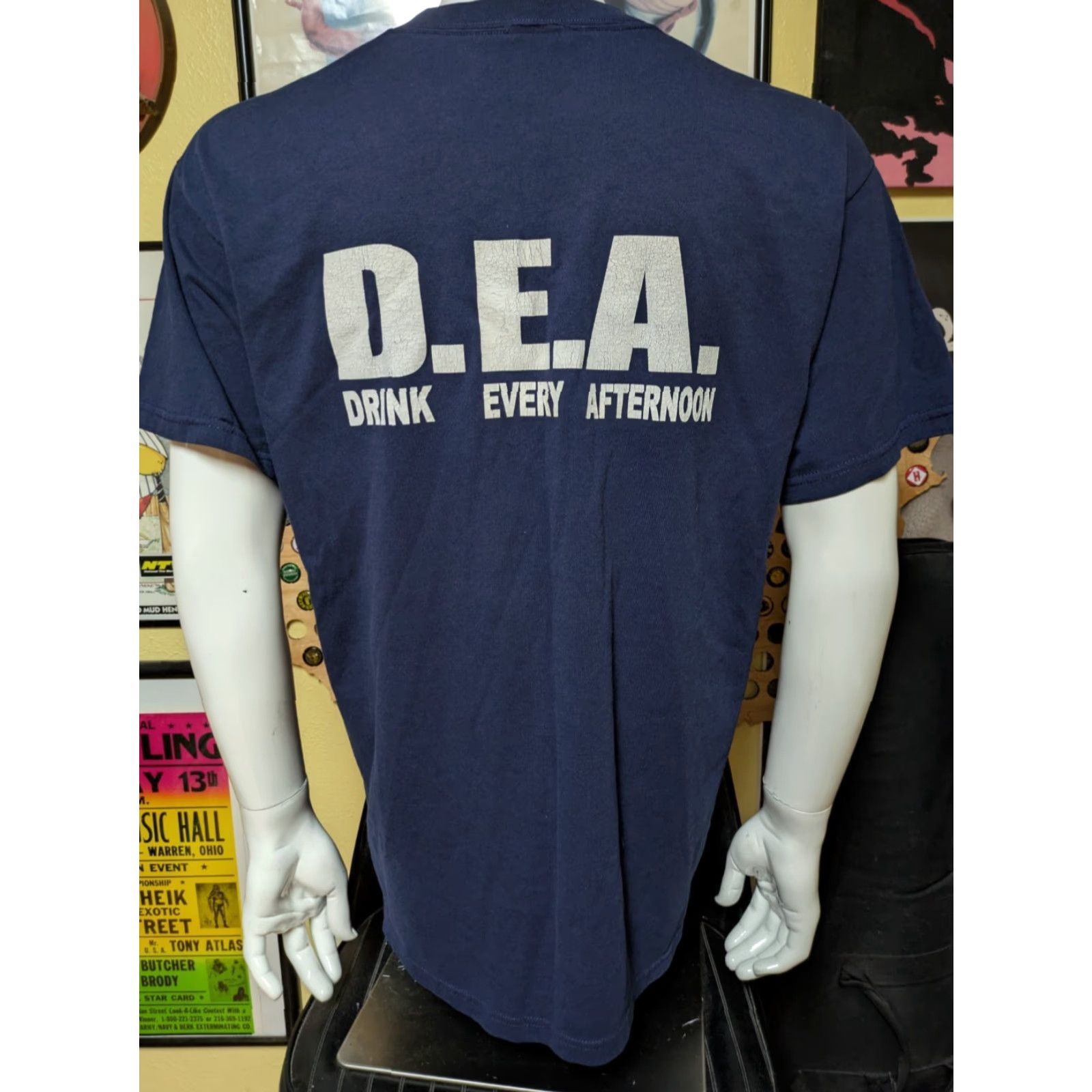 Vintage Ice House Foots Hideaway Mission TX T Shirt Large Bar Men Blue Cotton Crew Neck Short Sleeve Regular H ??? Size US L / EU 52-54 / 3 - 3 Thumbnail