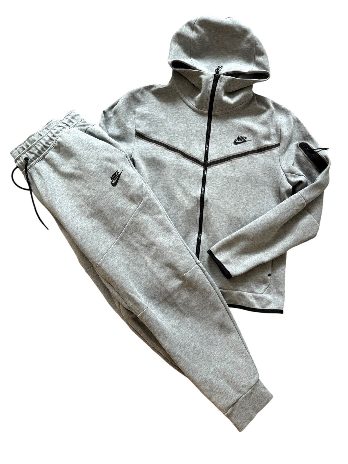 Nike Nike Tech Tracksuit Set Joggers Fleece Drill Sweatshirt Size US L / EU 52-54 / 3 - 1 Thumbnail
