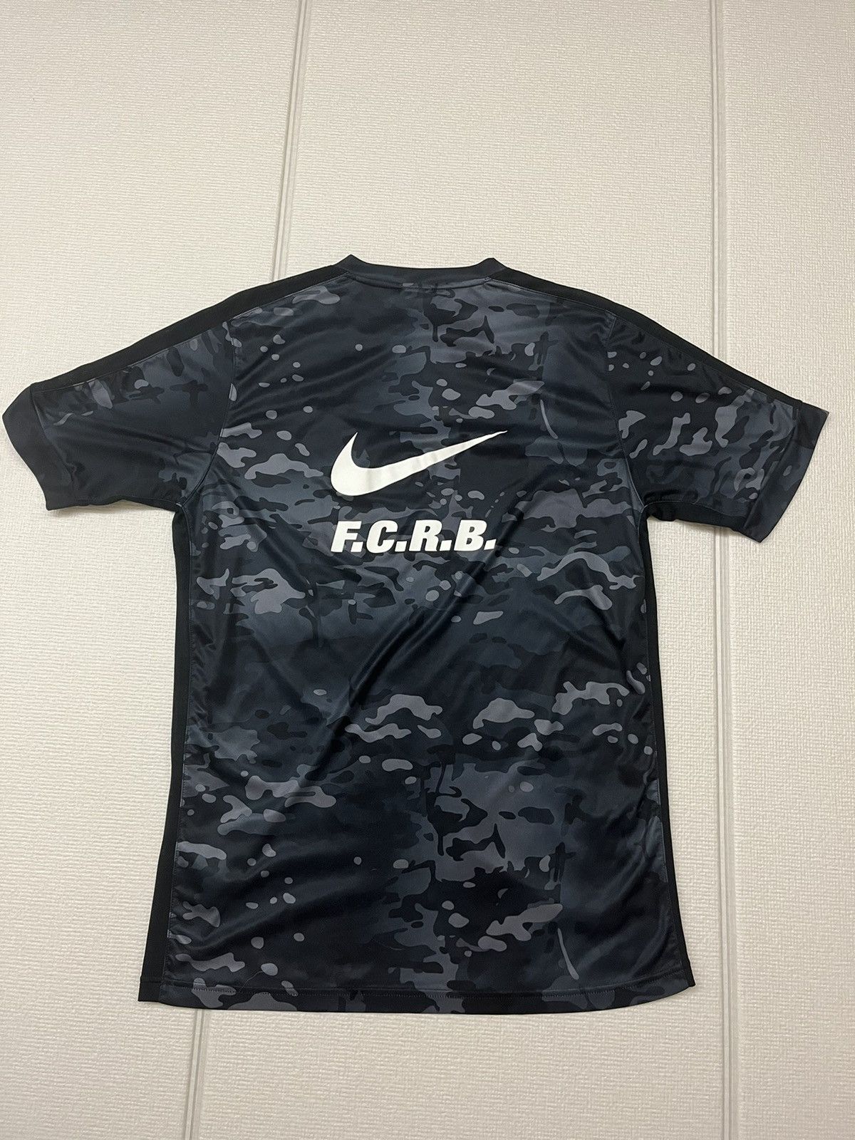 F.C.R.B Nike fcrb fc real bristol camo jersey supreme stussy nigo Size US XL / EU 56 / 4 - 9 Thumbnail