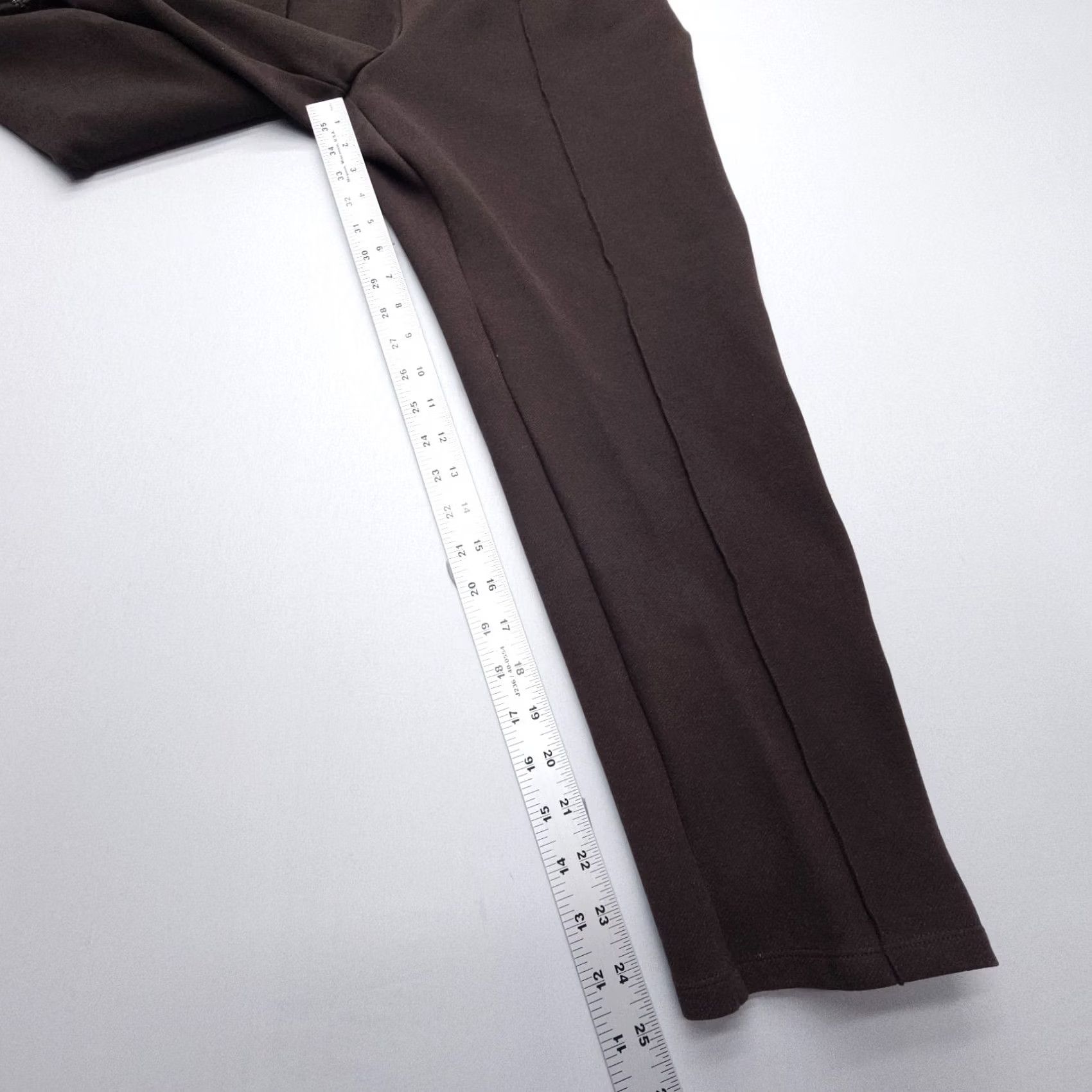 Athleta Athleta Pants Womens Medium Brown Stretch Crop Travel Size 30" / US 8 / IT 44 - 6 Thumbnail