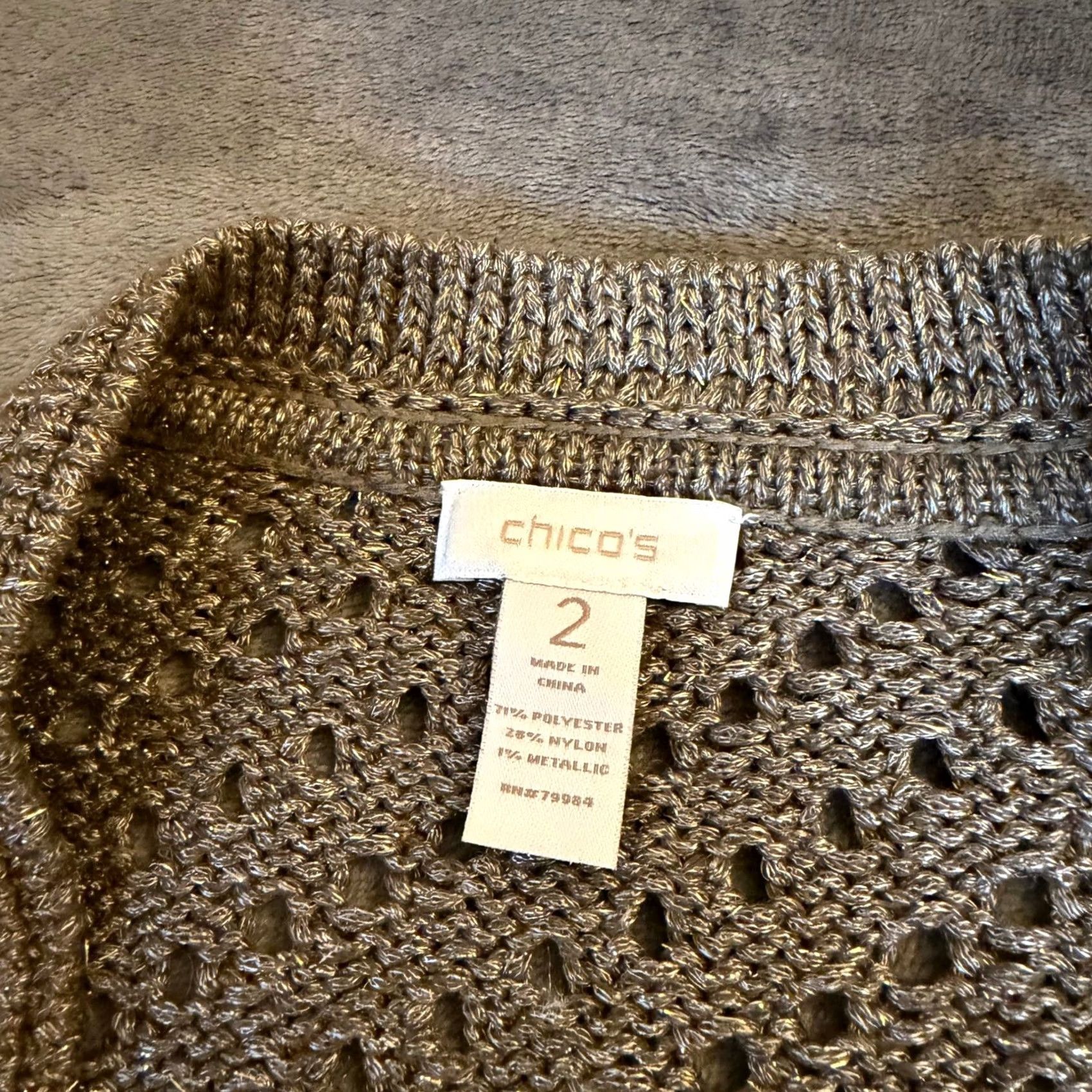 Vintage Chicos Metallic Knit Cardigan Sweater Silver Button Front Women Size 2 Cardigan Open-Knit Lightweight All Seasons Women Mens Girls Size XS / US 0-2 / IT 36-38 - 4 Thumbnail