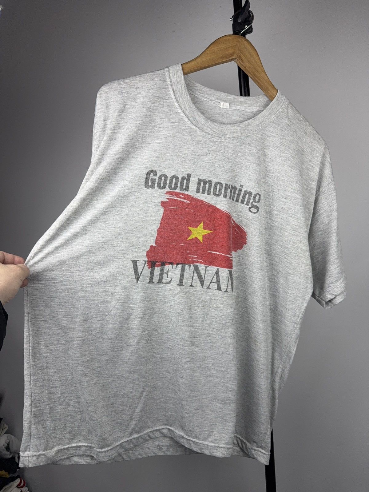 Vintage 90s Retro Good Morning Vietnam Flag Graphic Vintage T-Shirt Size US L / EU 52-54 / 3 - 2 Thumbnail