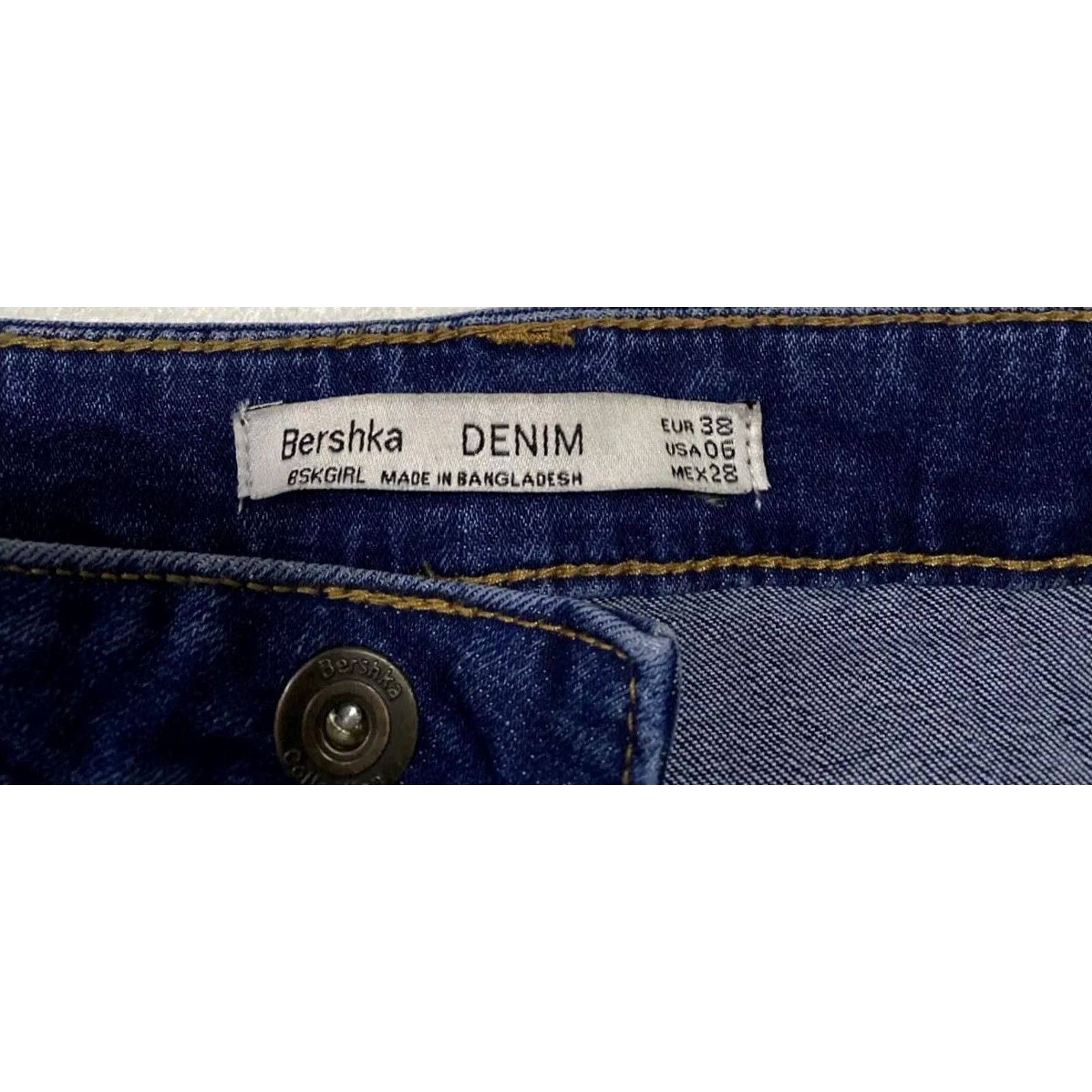 Bershka Bershka Jeans Women's Size 6 Blue Skinny Distressed Stretch Denim / 27-4 Distressed Skinny Jeans Womens 6 Blue Classic Modern Seasons Size 28" / US 6 / IT 42 - 5 Thumbnail