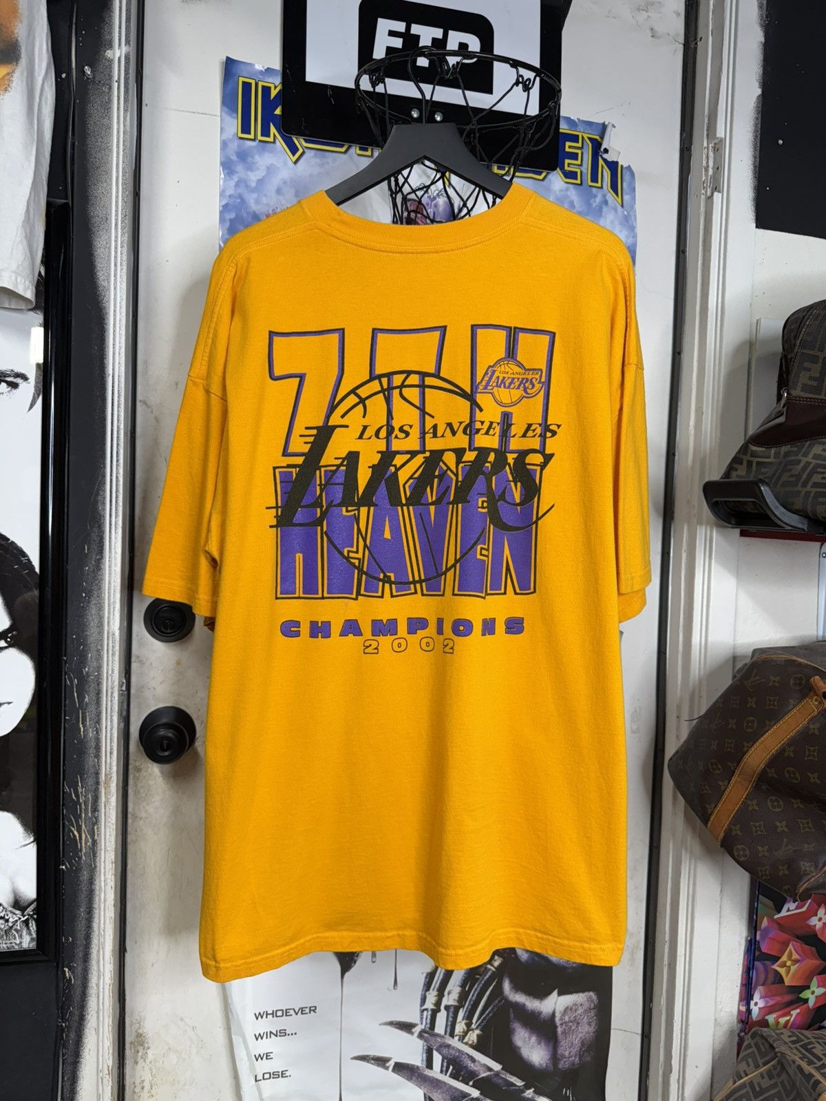 Vintage Vintage 2002 Lakers Championship T-Shirt Vtg Kobe Tee 2XL Size US XXL / EU 58 / 5 - 3 Thumbnail