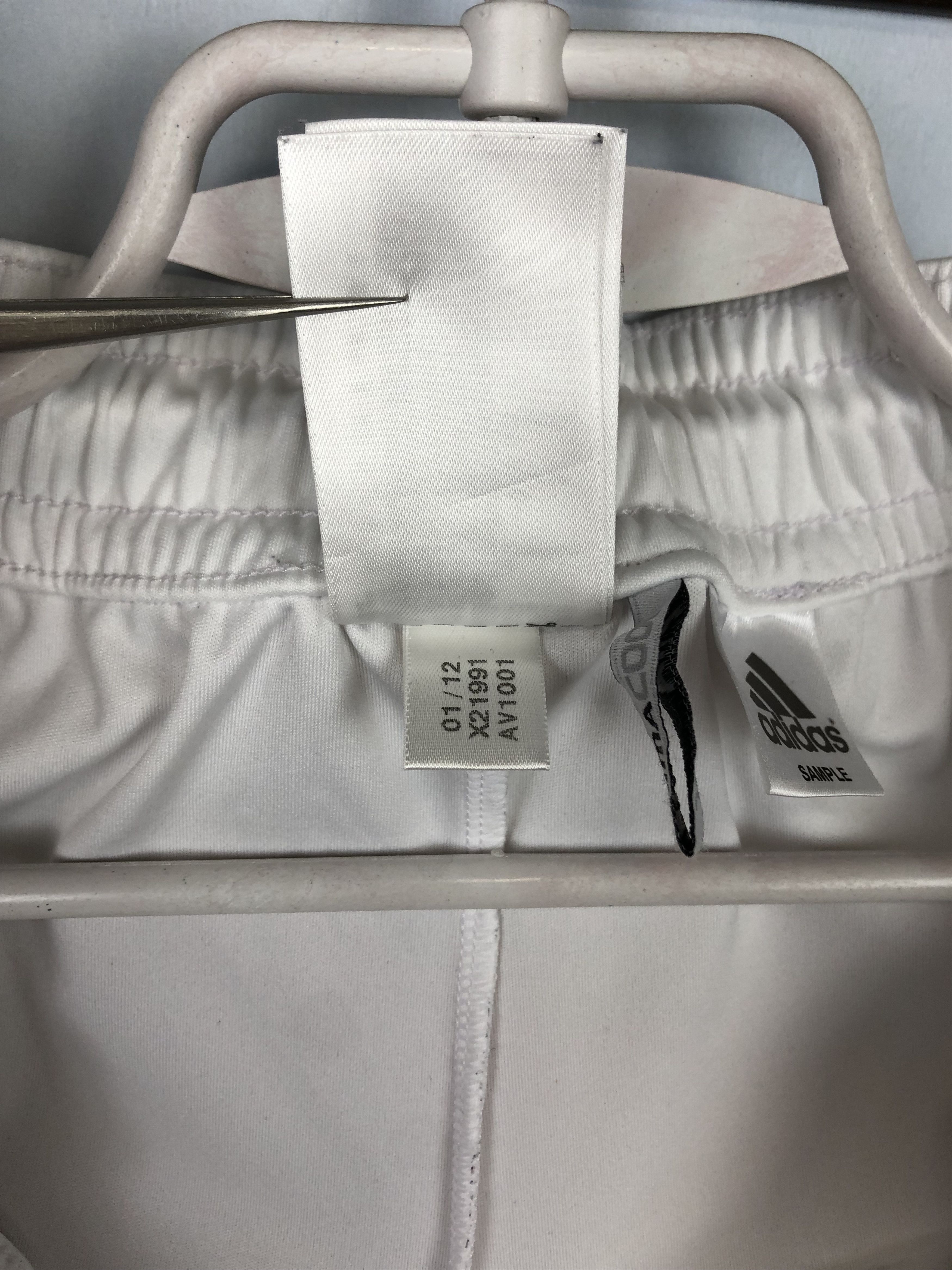 Adidas Vintage Adidas Real Madrid Football Shorts Soccer L Size US 34 / EU 50 - 8 Thumbnail
