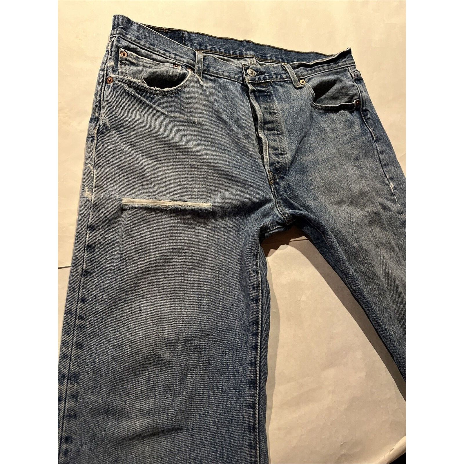 Levi's Levi’s VTG 501 XX Jeans 36x30 Fit Blue Y2K Denim Button Fly Size US 36 / EU 52 - 11 Thumbnail