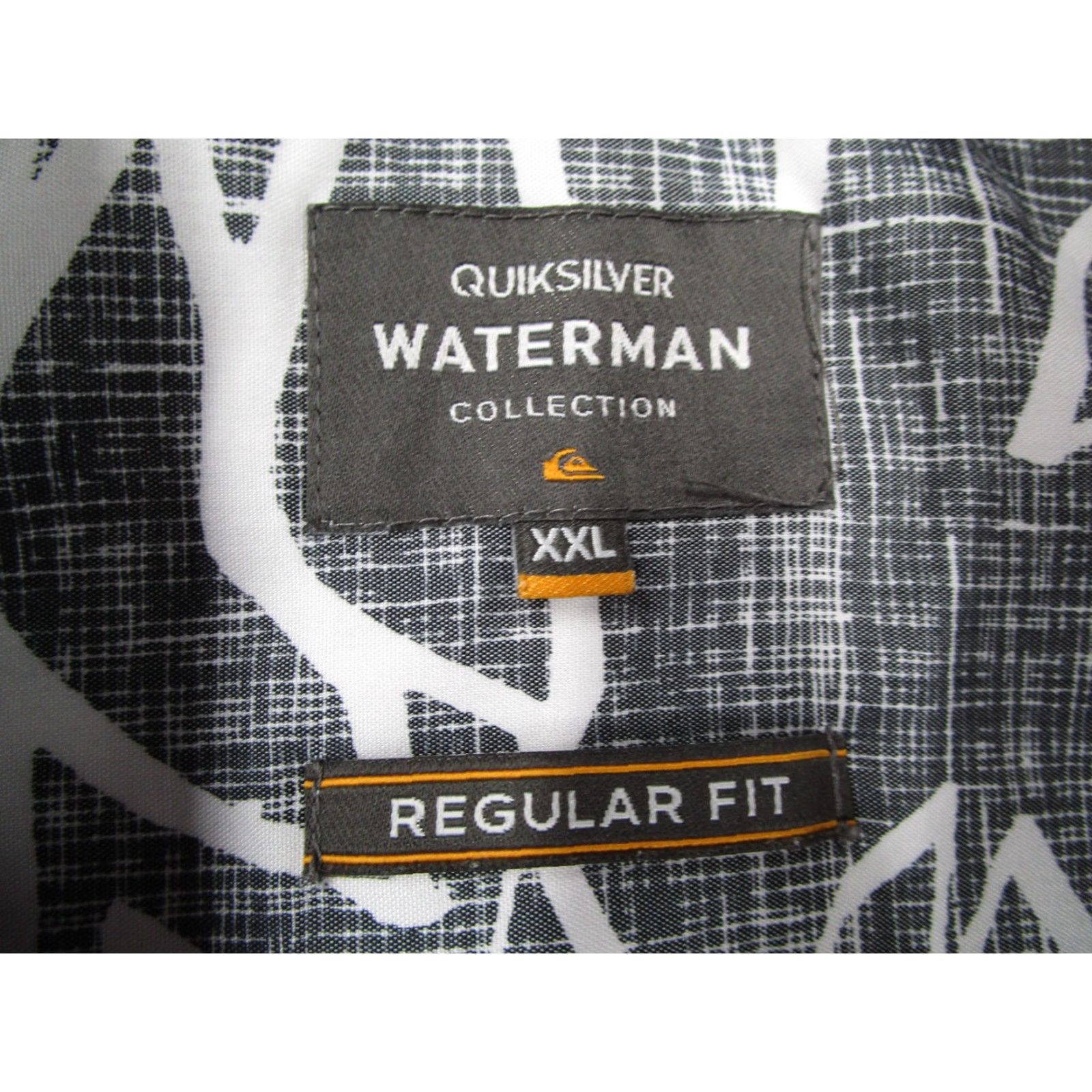 Quiksilver Quiksilver Waterman Shirt Mens 2XL Hawaiian Short Sleeve Button Up Regular Fit Gray Floral Tropical Leaf Print Casual Shirt Mens 2XL Size US XXL / EU 58 / 5 - 3 Thumbnail