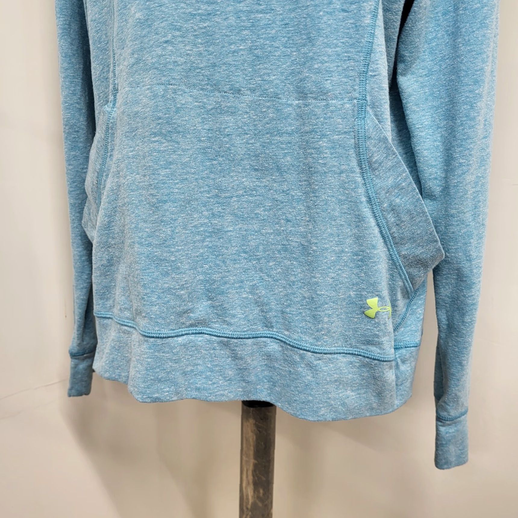 Under Armour Under Armour Hoodie Women’s L Blue/neon Green Semi Fitted Long Sleeve Shirt? Size L / US 10 / IT 46 - 6 Thumbnail