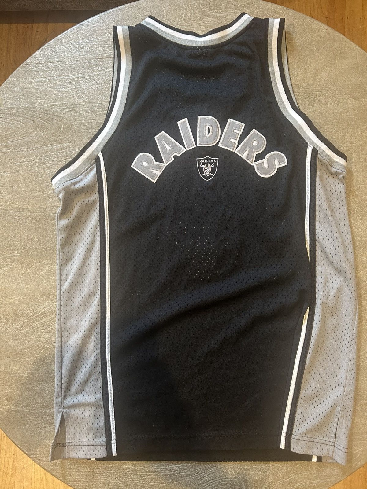 NFL nFL Oakland Raiders basketball jersey Size US XL / EU 56 / 4 - 5 Thumbnail