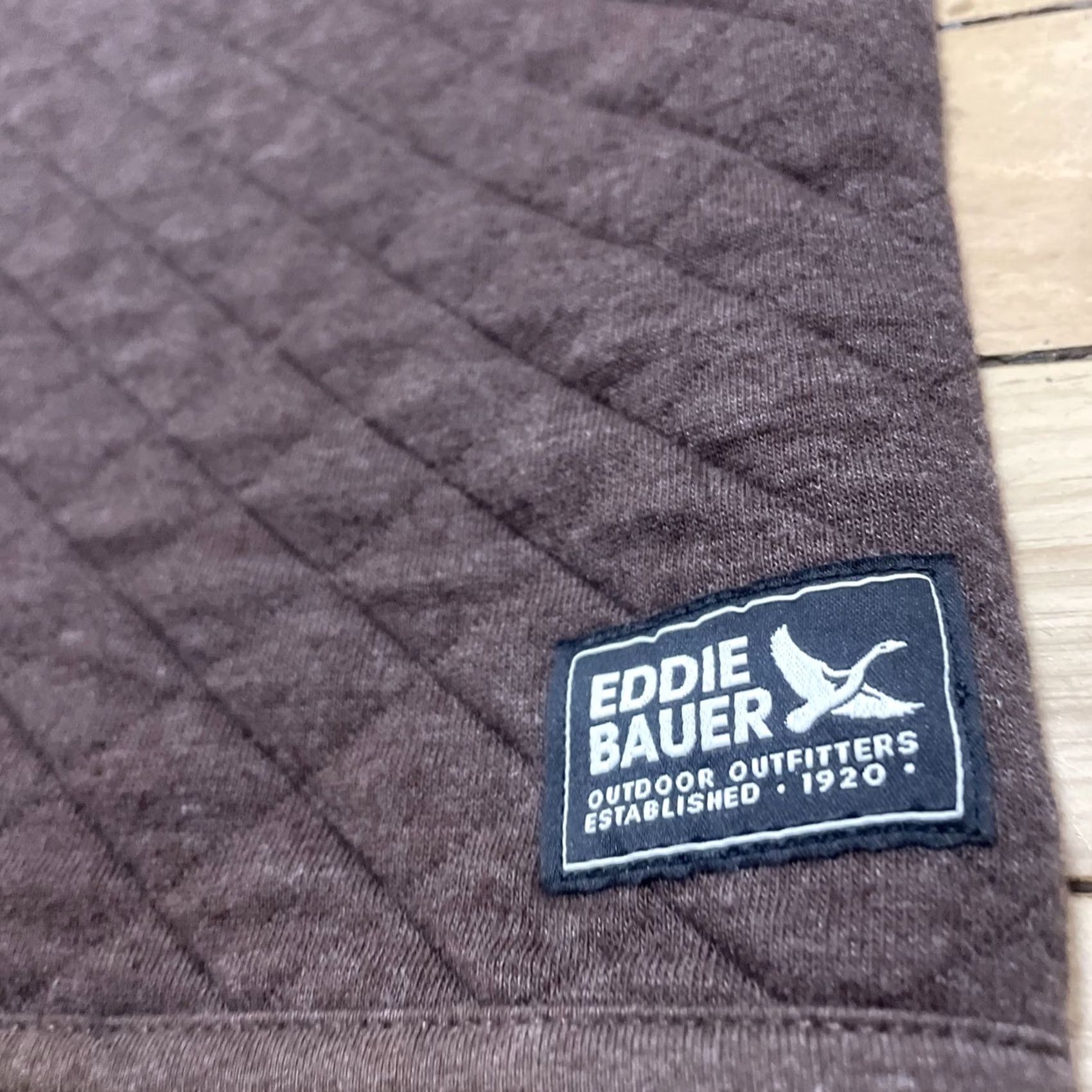 Eddie Bauer VINTAGE Eddie Bauer Hunting Quilted Texture 1/4 Zip Sweater Men L Brown Capsule Knit L Size US L / EU 52-54 / 3 - 7 Thumbnail