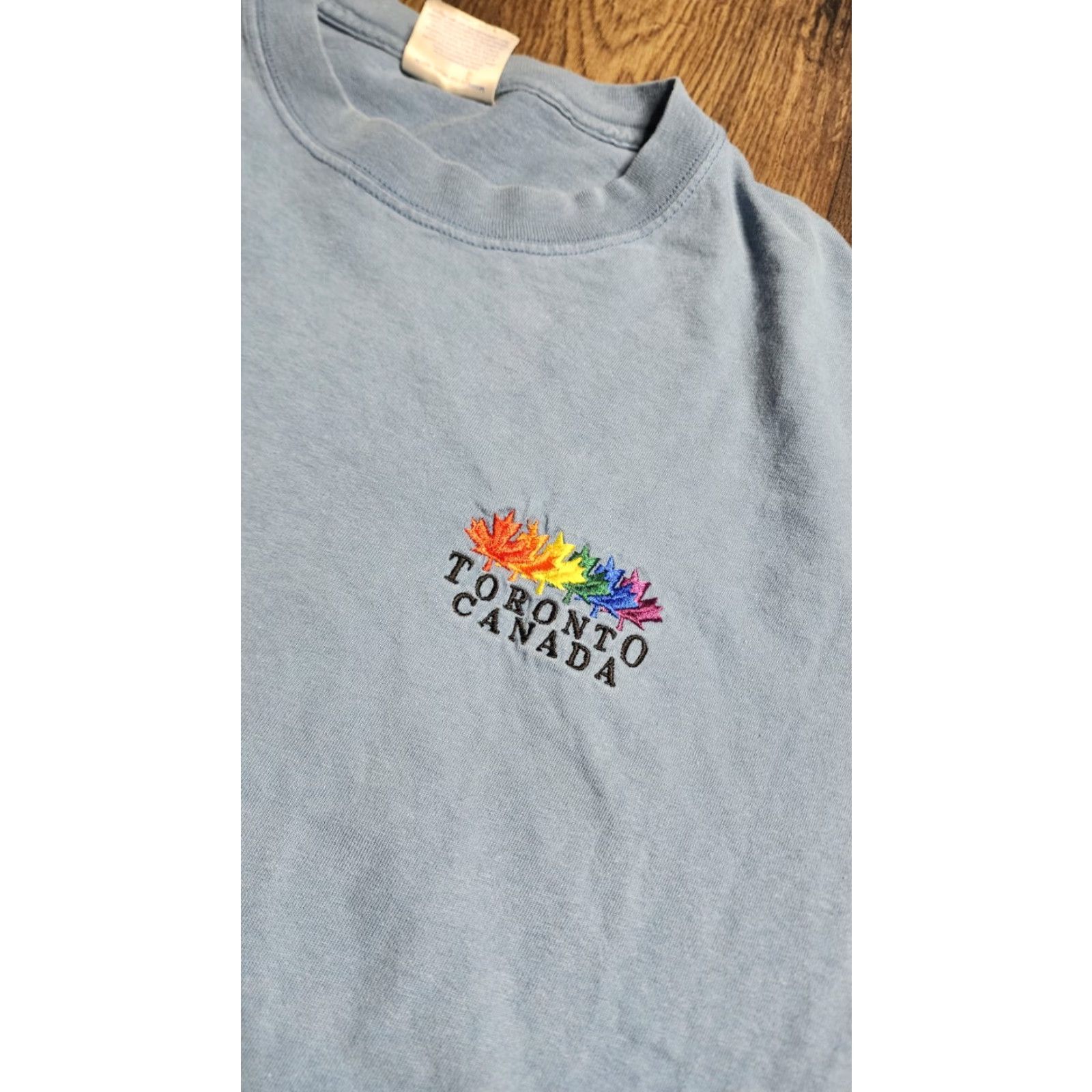 Hanes VINTAGE Hanes T-Shirt L Blue Rainbow Pride Maple Leaf Embroidered 90s Mens Size US L / EU 52-54 / 3 - 5 Thumbnail
