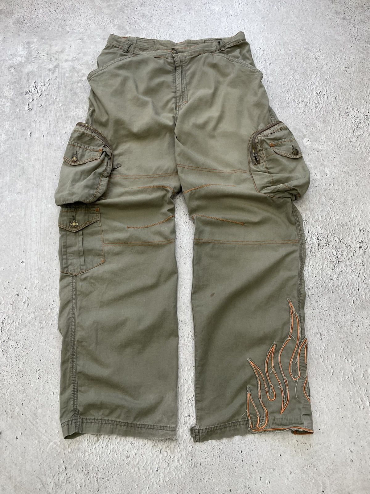 Japanese Brand × Vintage Vintage CRAZY FLAME BAGGY CARGO JAPANESE PANTS distressed Size US 32 / EU 48 - 1 Thumbnail