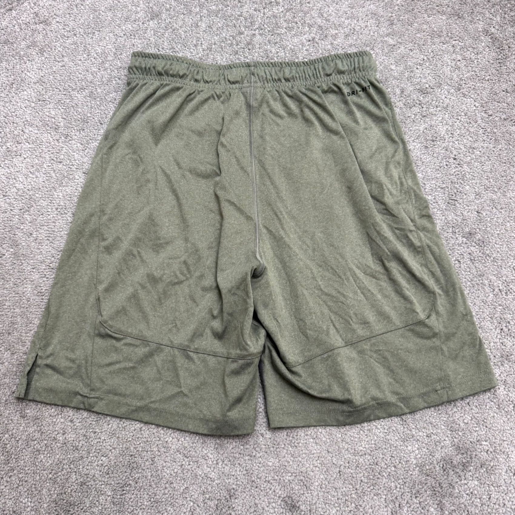 Nike Nike Dri-Fit Training Shorts Mens Medium Heather Green Elastic Waist Activewear Size US 31 - 2 Thumbnail