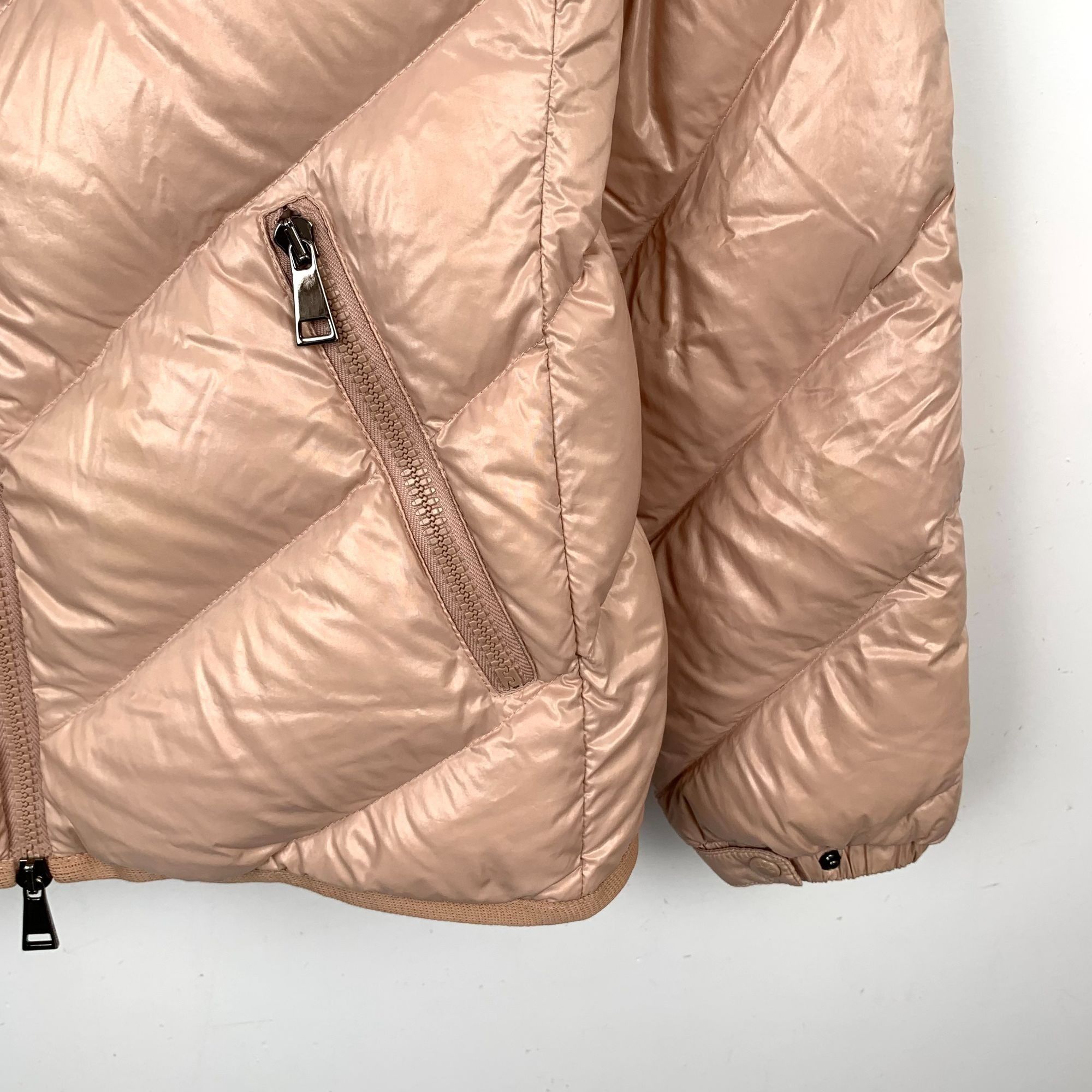 Moncler Moncler Pink Logo-Patch Zip-Up Down Jacket (Size 2) Size XS / US 0-2 / IT 36-38 - 6 Thumbnail
