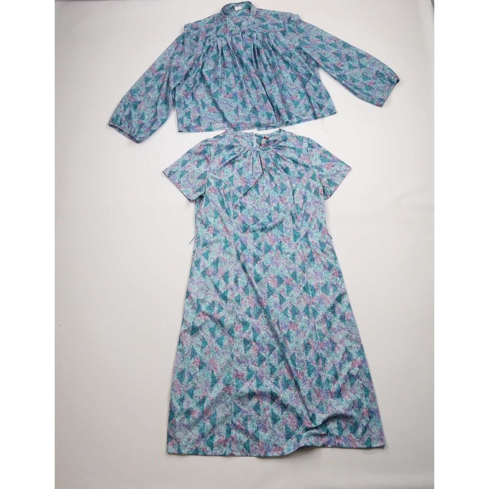 Vintage Vintage 90s Streetwear Rainbow Fleck Geometric 2 Piece Dress Size XXL / US 16-18 / IT 52-54 - 1 Thumbnail