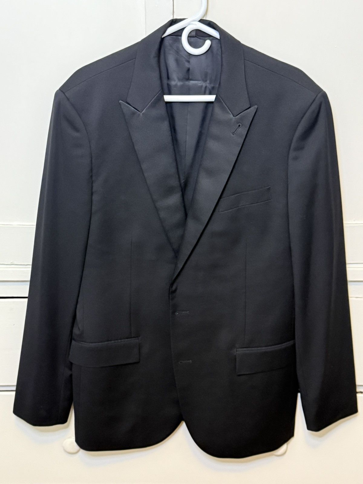 J.Crew J. Crew Ludlow tuxedo, Italian wool Size 44L - 2 Thumbnail