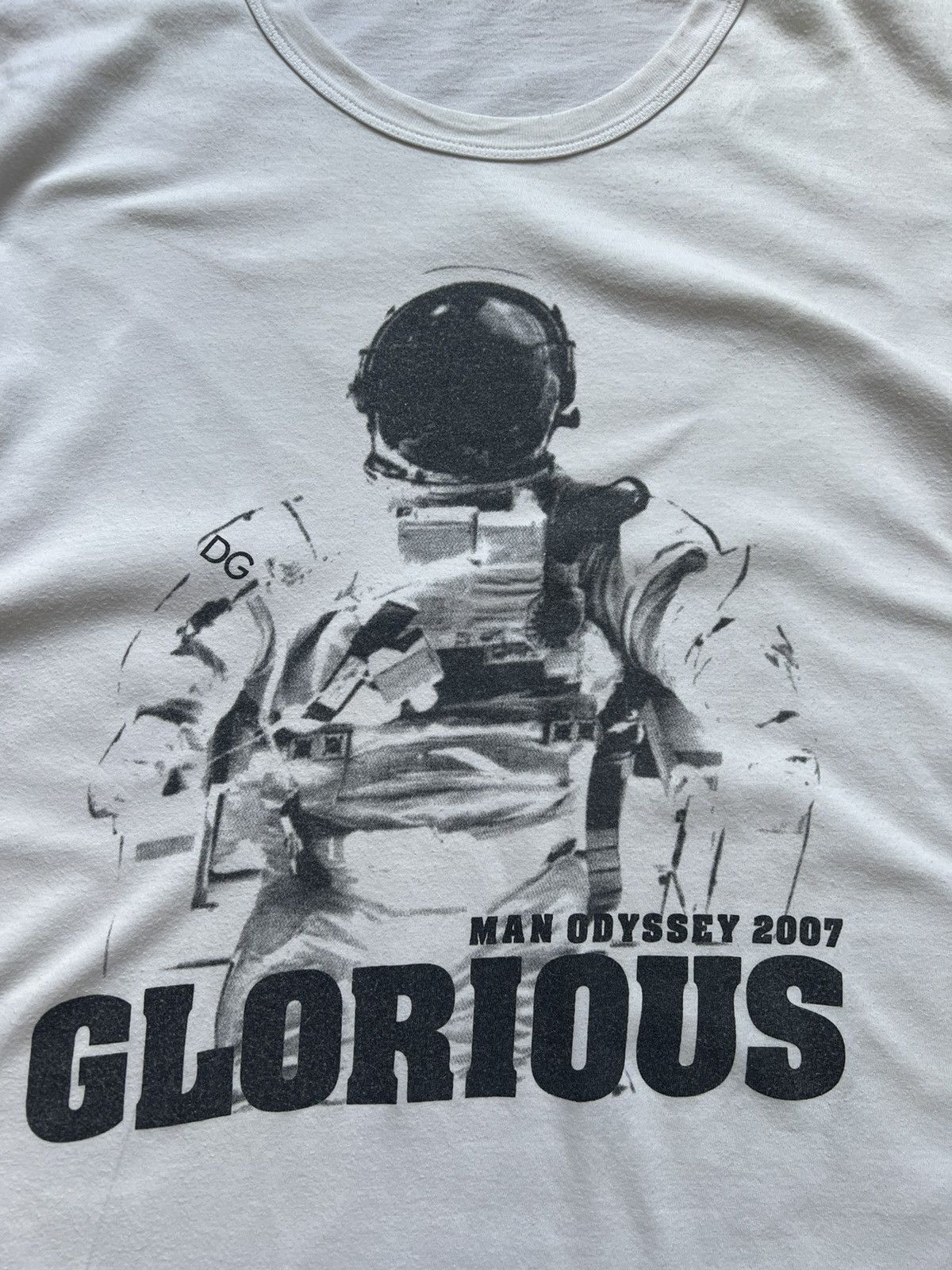 Dolce & Gabbana × Vintage Rare Dolce&Gabbana Man Odyssey Glorious T-Shirt Size 54 Size US XL / EU 56 / 4 - 4 Thumbnail