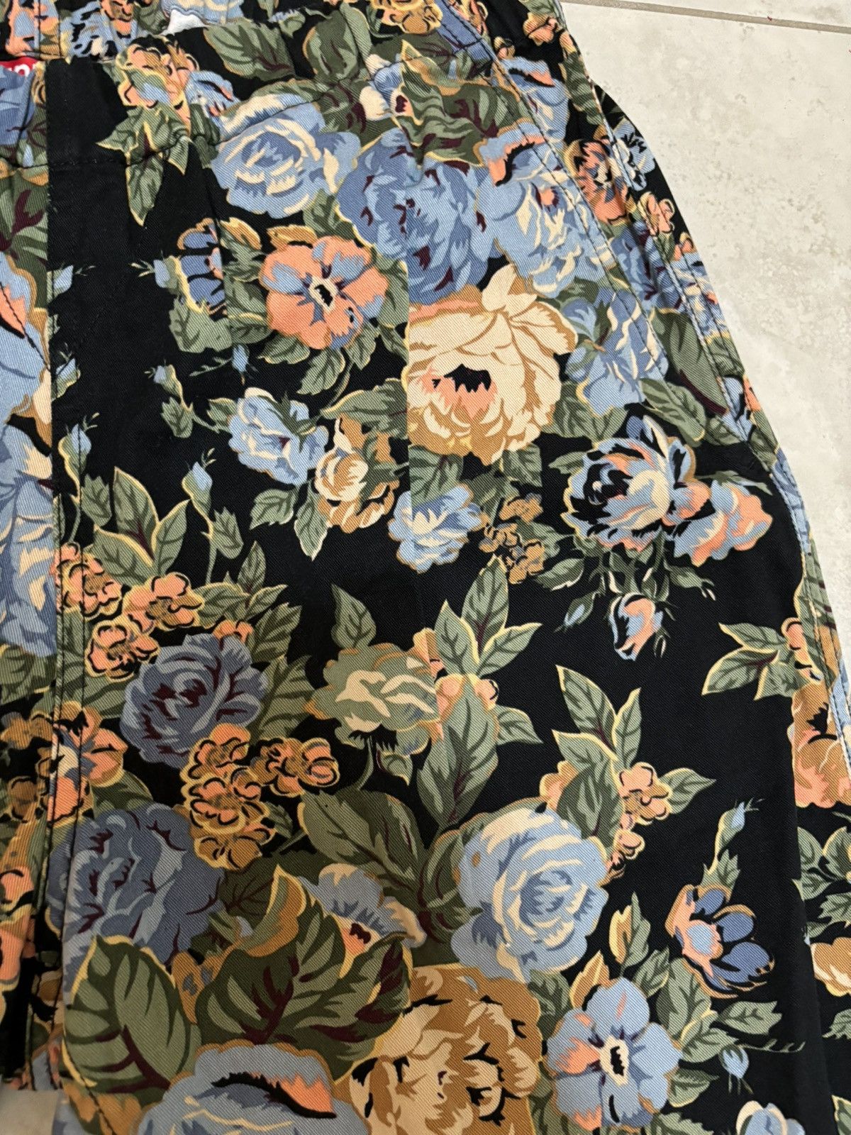 Supreme rare like new FW 2014 Supreme Floral Flower black pants Size US 30 / EU 46 - 21 Thumbnail