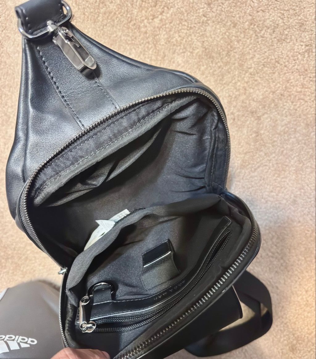 The Unbranded Brand Black Leather Sling Bag Large Size ONE SIZE - 3 Thumbnail