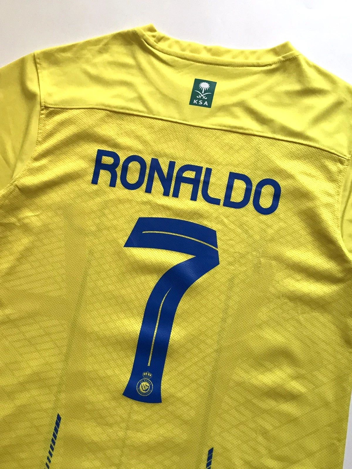 Other Ronaldo #7 Al Nassr 23/24 Home Soccer Shirt Size L Size US L / EU 52-54 / 3 - 6 Thumbnail