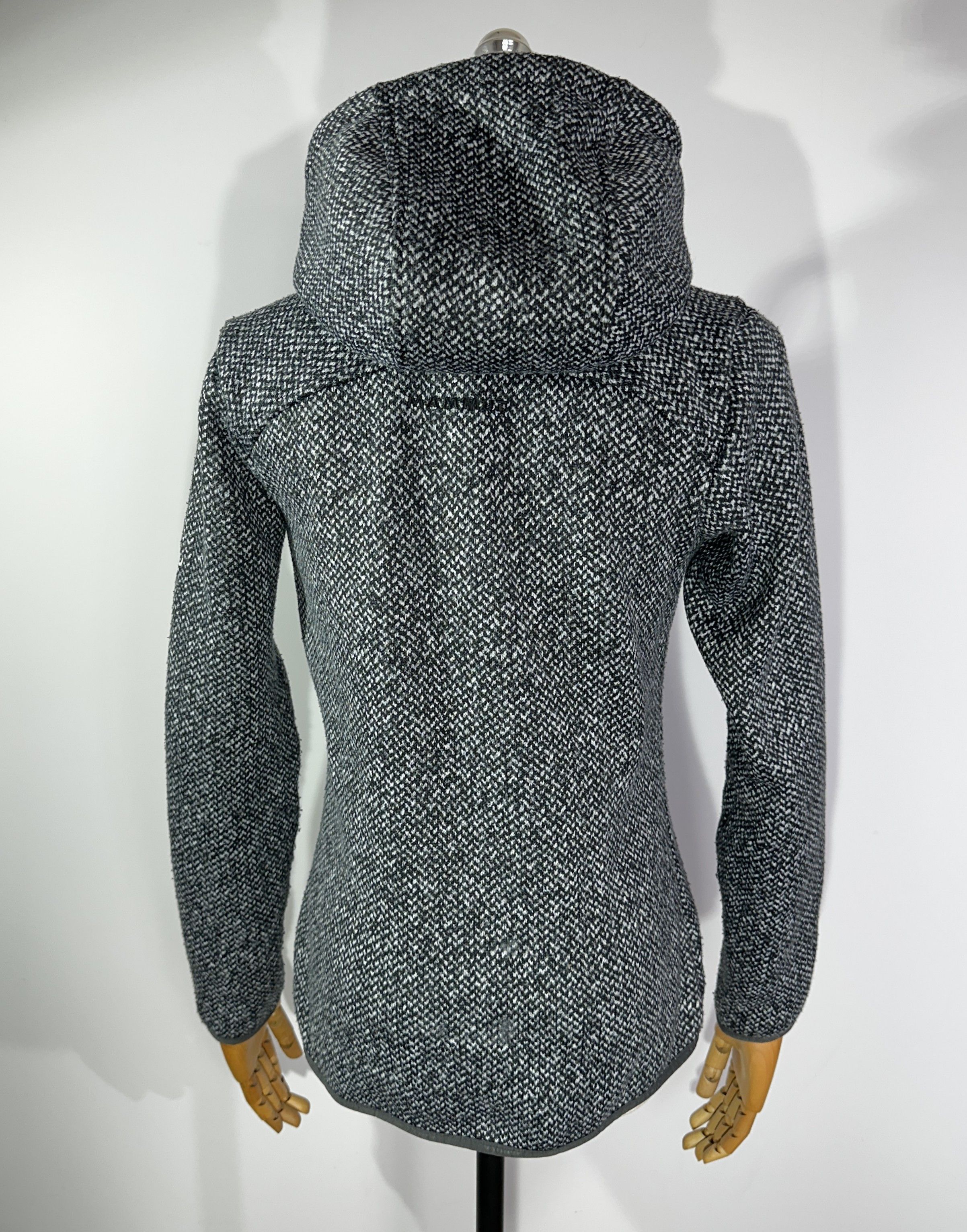 Mammut Mammut Chamuera ML Hooded Jacket Size XS Outdoor Trekking Size XS / US 0-2 / IT 36-38 - 8 Thumbnail