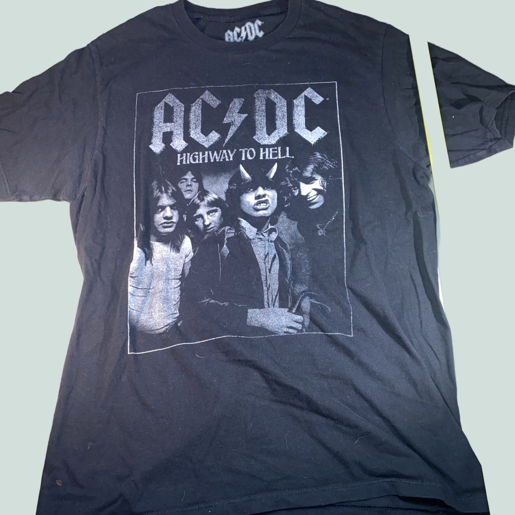 Vintage AC/DC Tee Men T-Shirt M Black Music Rock Mens Size US M / EU 48-50 / 2 - 1 Thumbnail
