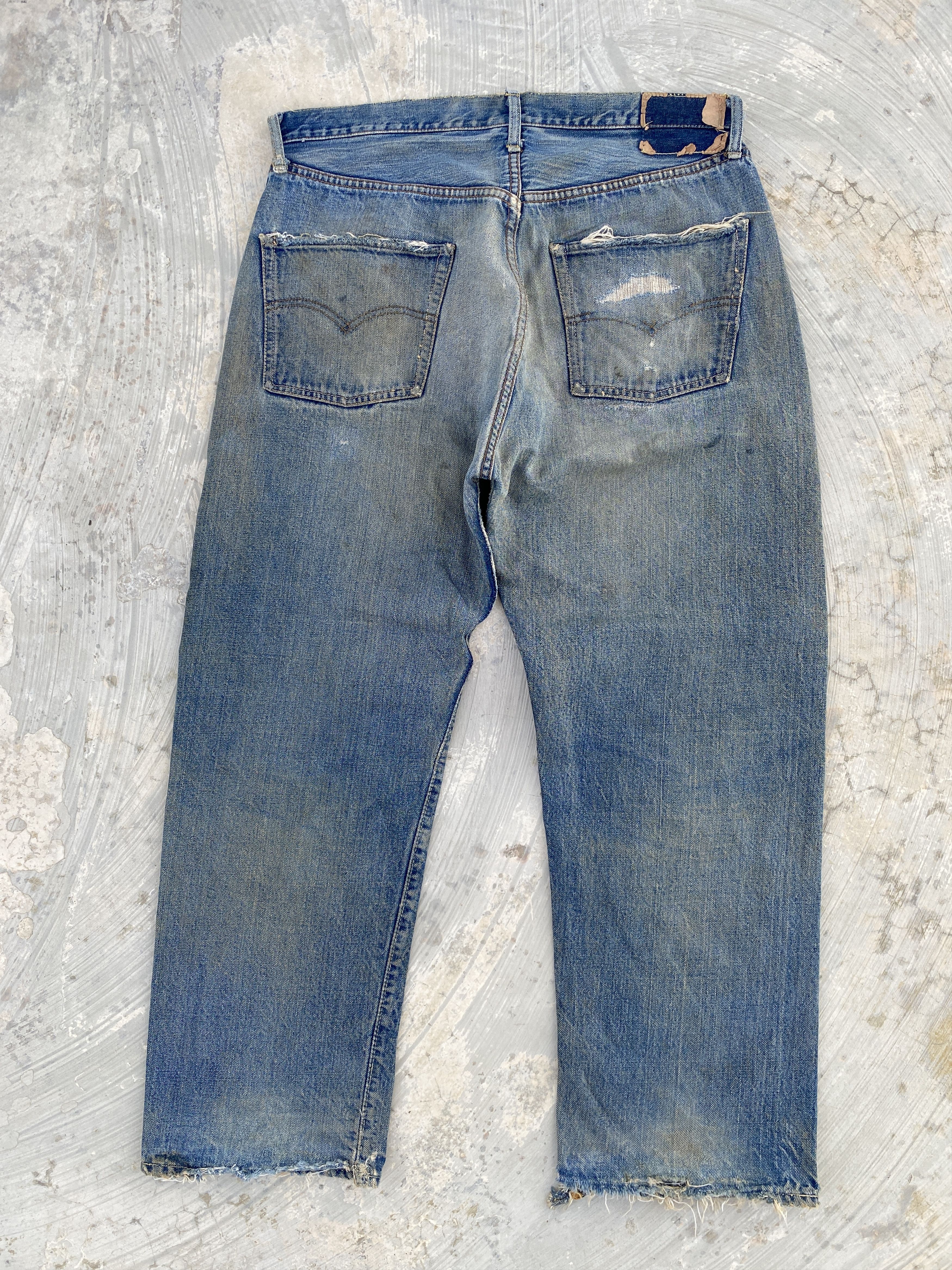 Levi's Vintage 60s Levis 501 Big E V-Stitch #6 Selvedge Jeans Size US 35 - 6 Thumbnail